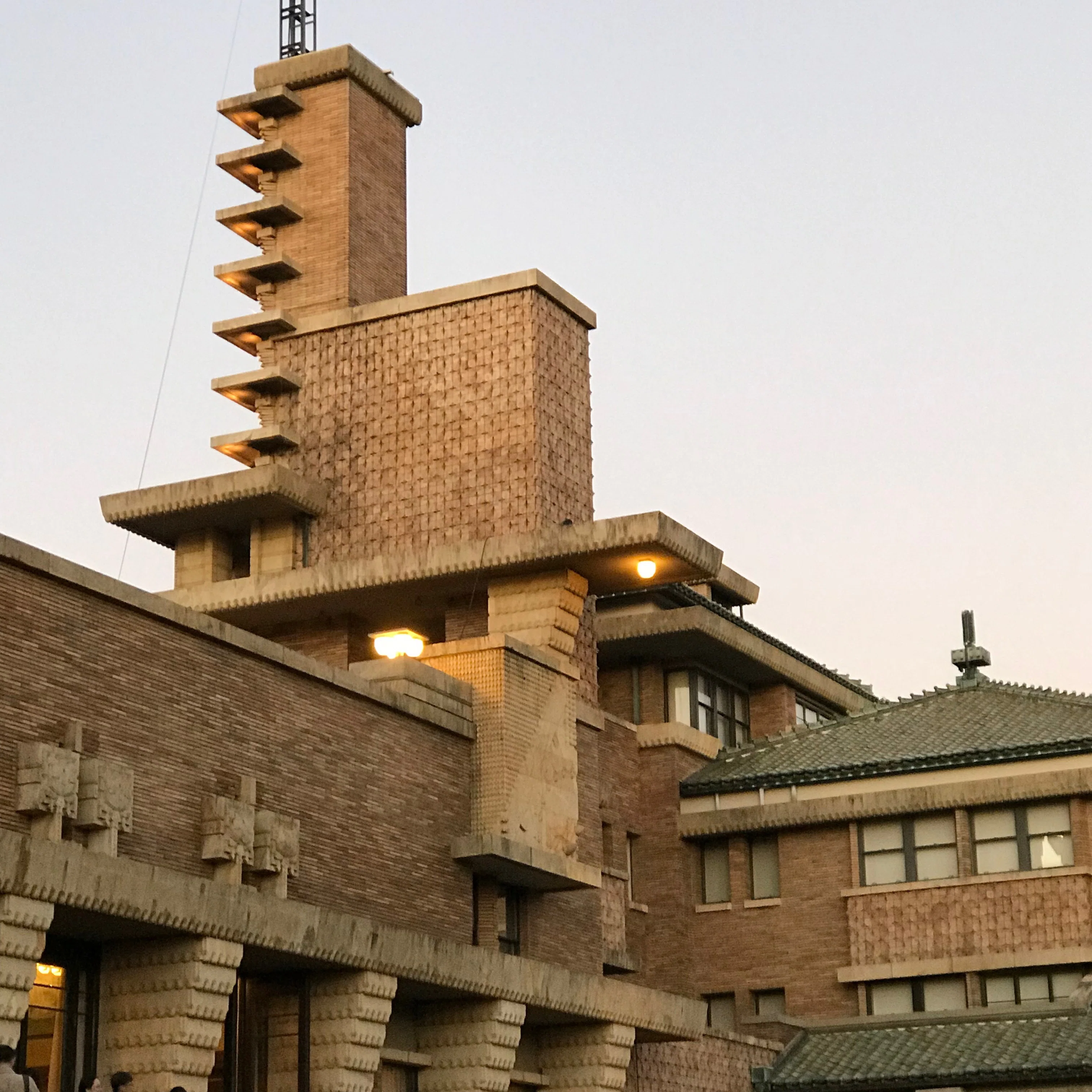 FRANK LLOYD WRIGHT 建築とデザイン Frank Lloyd Wright Foundation - Advancing the Way We Build and