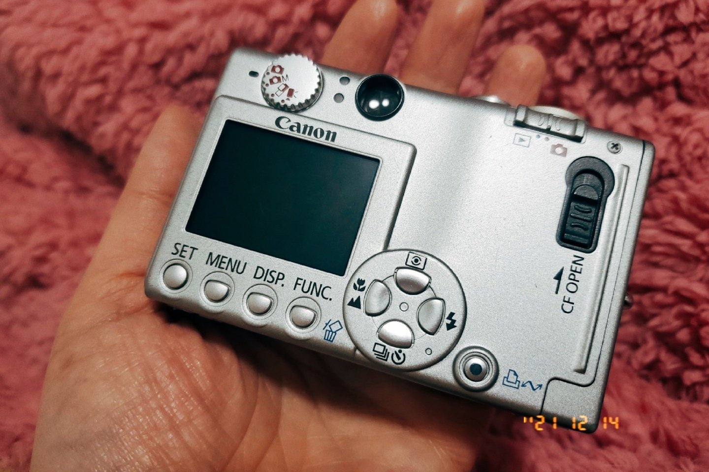 17年前のオールドコンデジ IXY Digital 500 がなかなか名機だっ 17年前のオールドコンデジ IXY Digital 500 がなかなか名機だっ