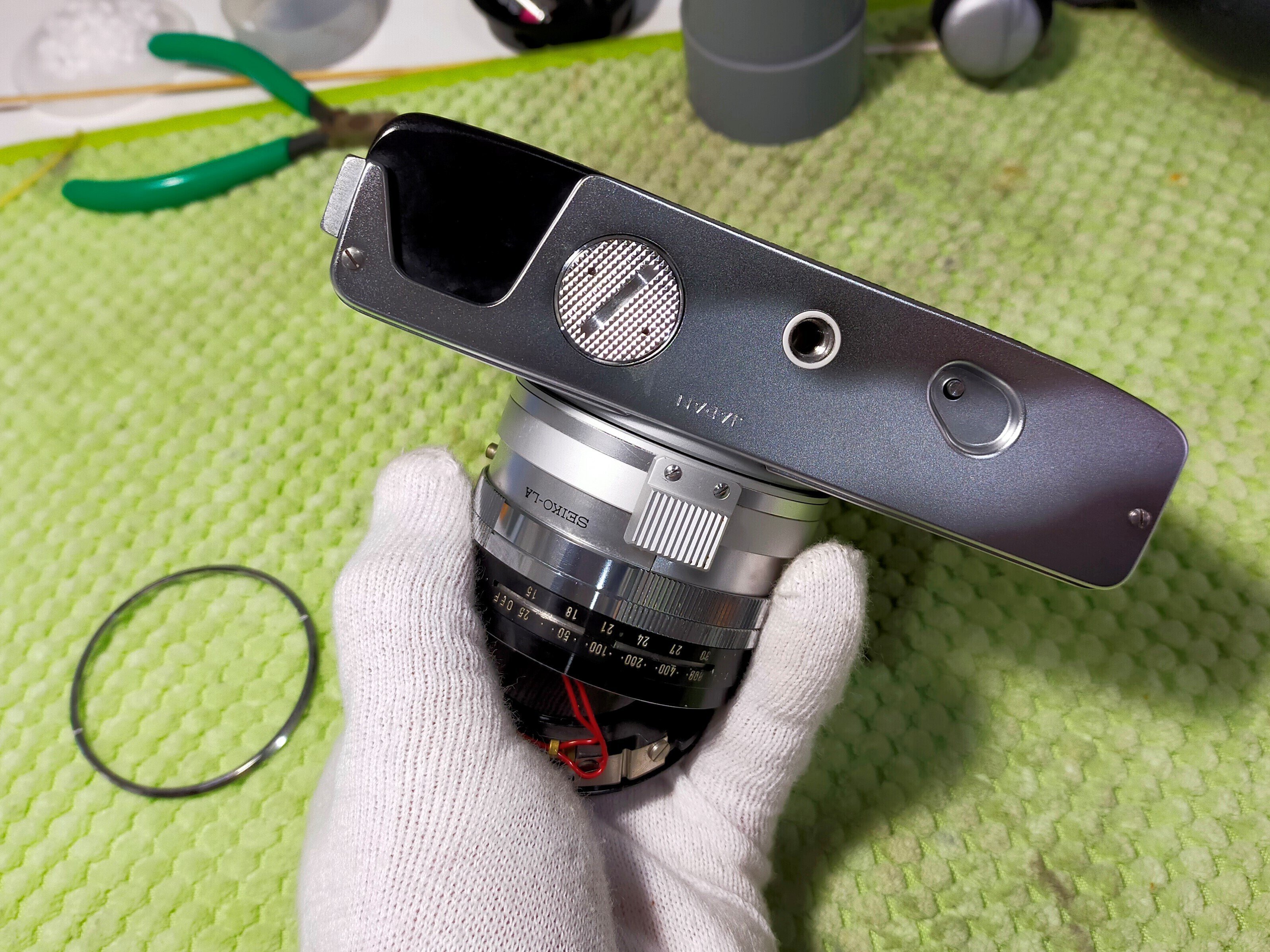 ミノルタ Hi-Matic 7sの分解｜フィルムカメラ修理のアクアカメラ