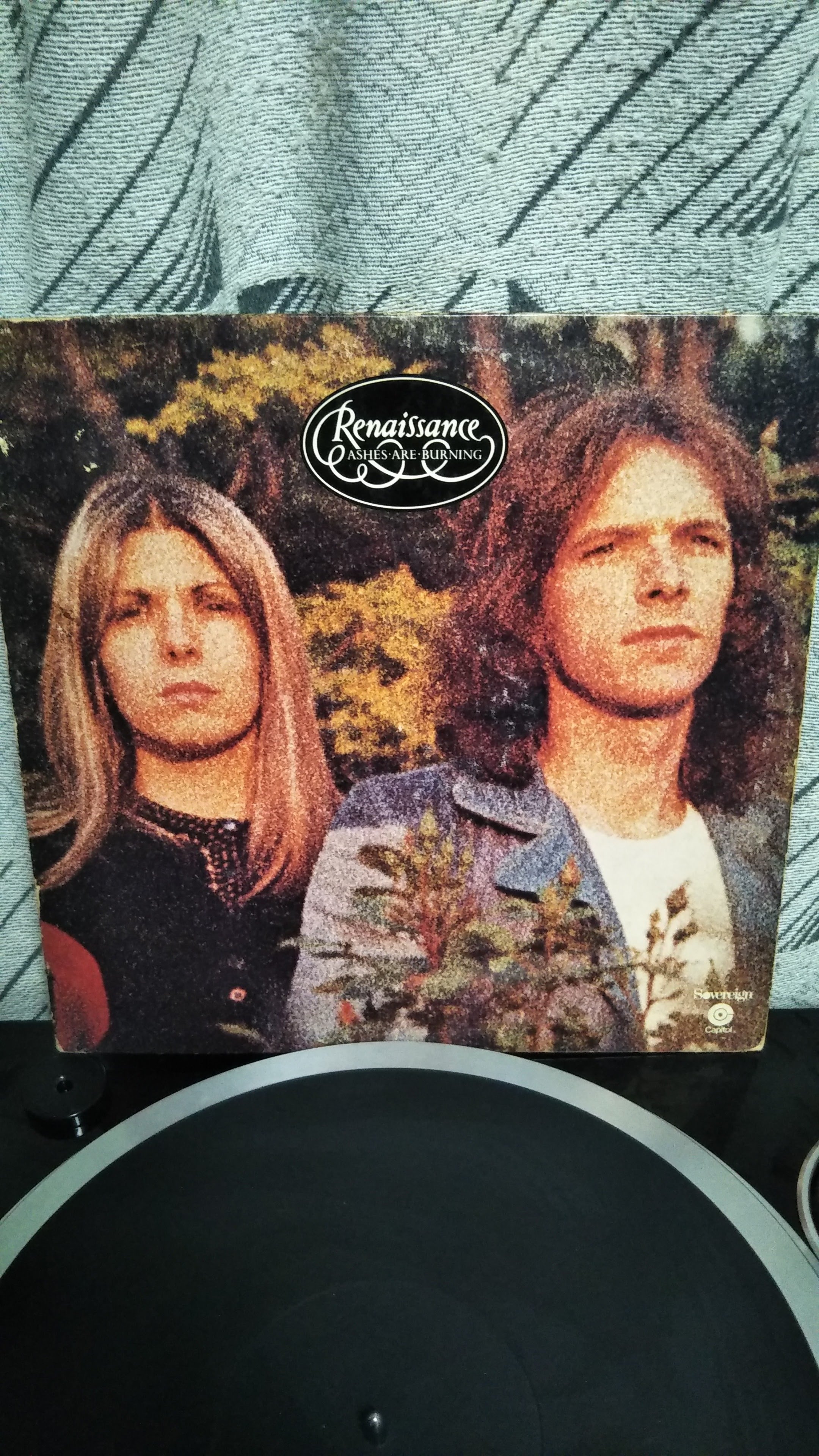 Ashes Are Burning(燃ゆる灰)】(1973) Renaissance クラシックと
