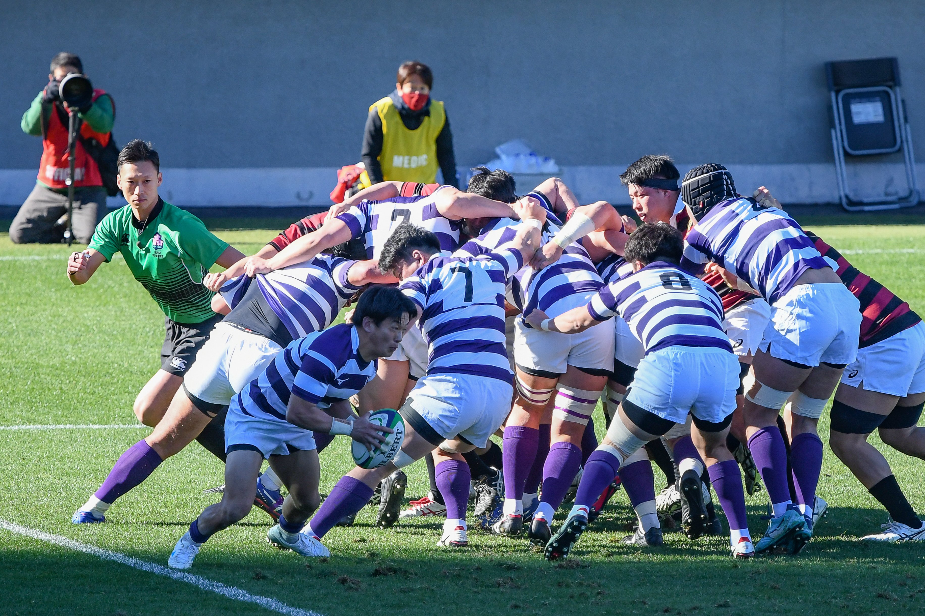 ミスの代償 ラグビー大学選手権準々決勝 早稲田大学対明治大学 12月26日 Hla0048 Note