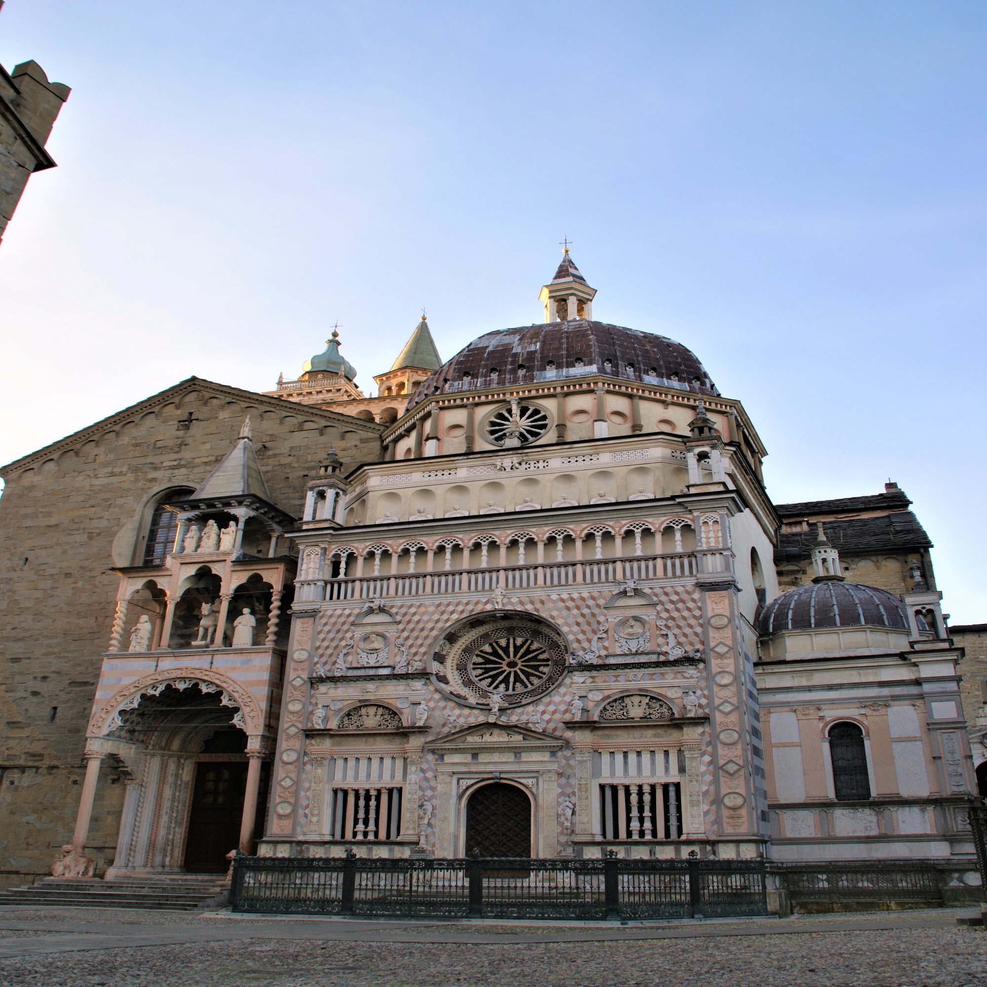 サンタ マリア マッジョーレ教会 ベルガモ大聖堂 食の工房オフィスアルベロ イタリア料理教室 In 神戸 Note