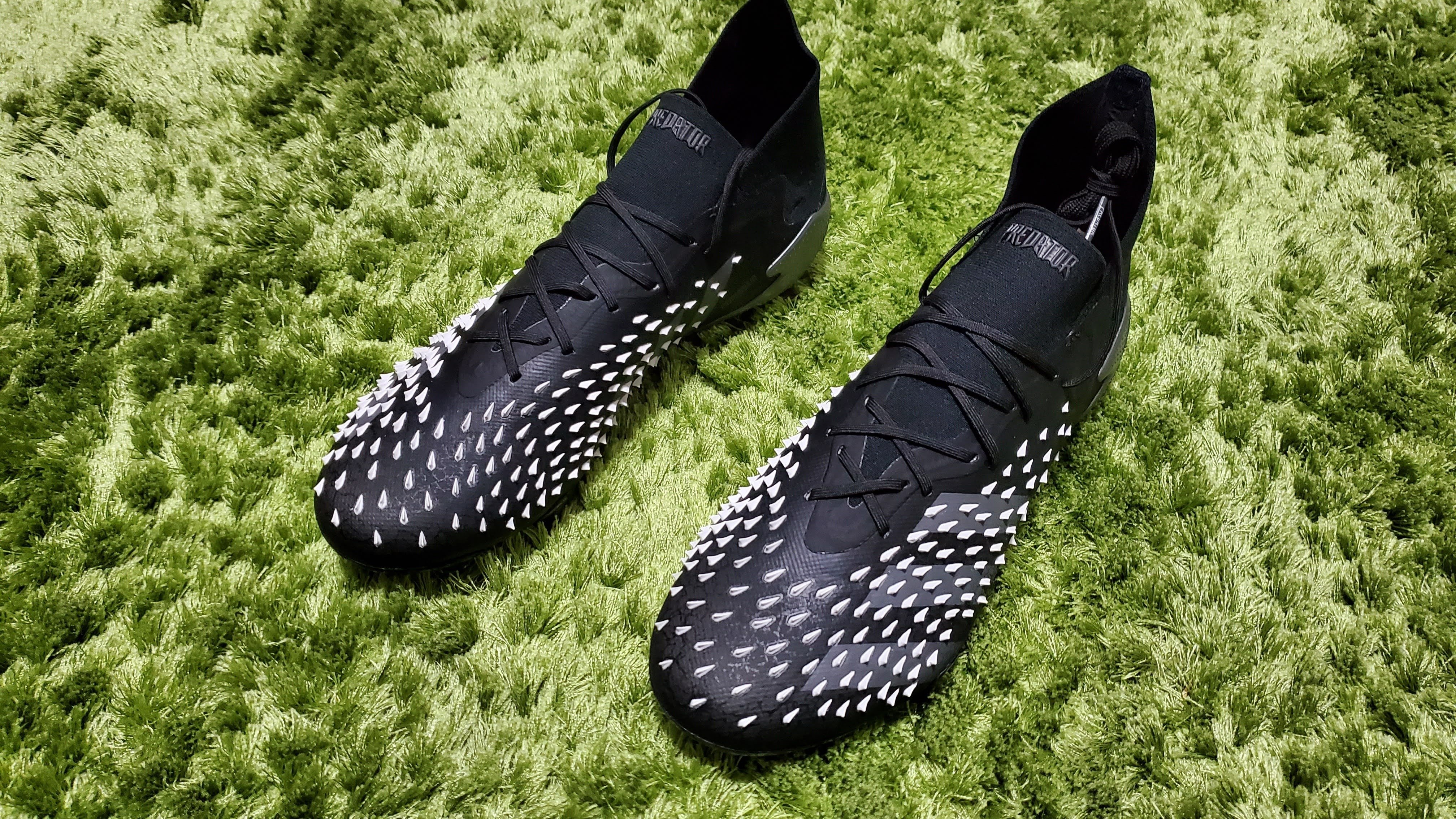 アディダス プレデターフリーク.1 FGについての個人的見解｜0014のblog
