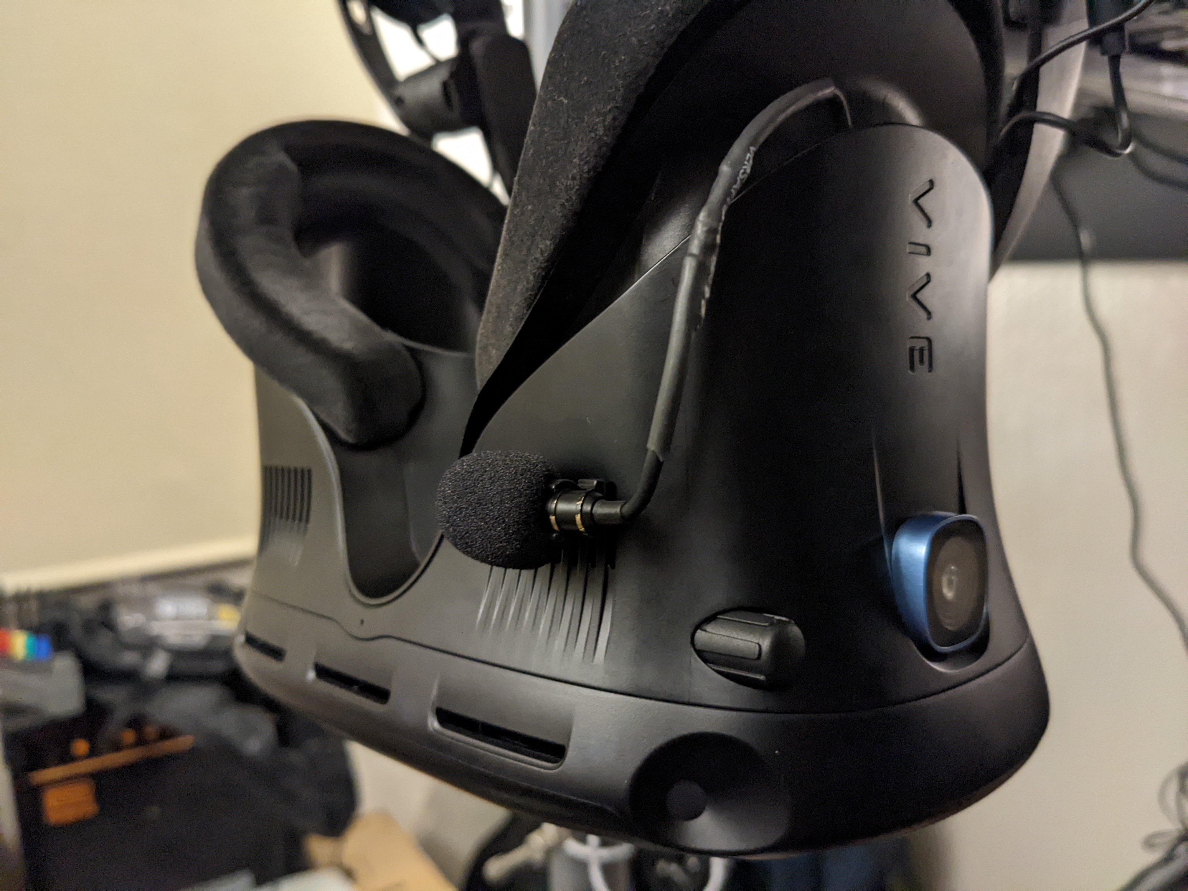 HTC VIVE Cosmos Eliteを改造した話｜白萌エド(さもい えど)