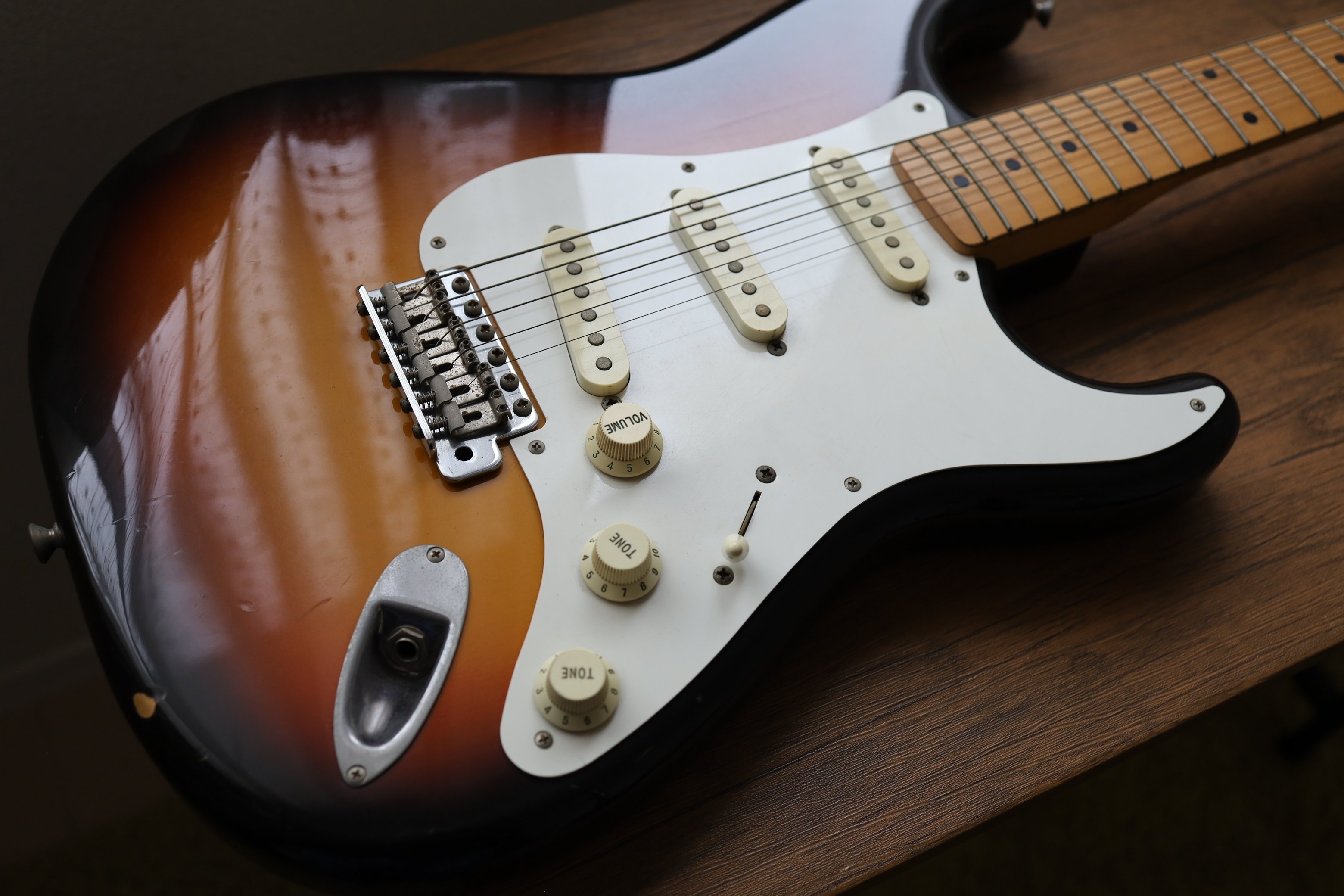 ✨販促品✨ Squier /Fender 日本製ストラトです。フジゲン製作品。