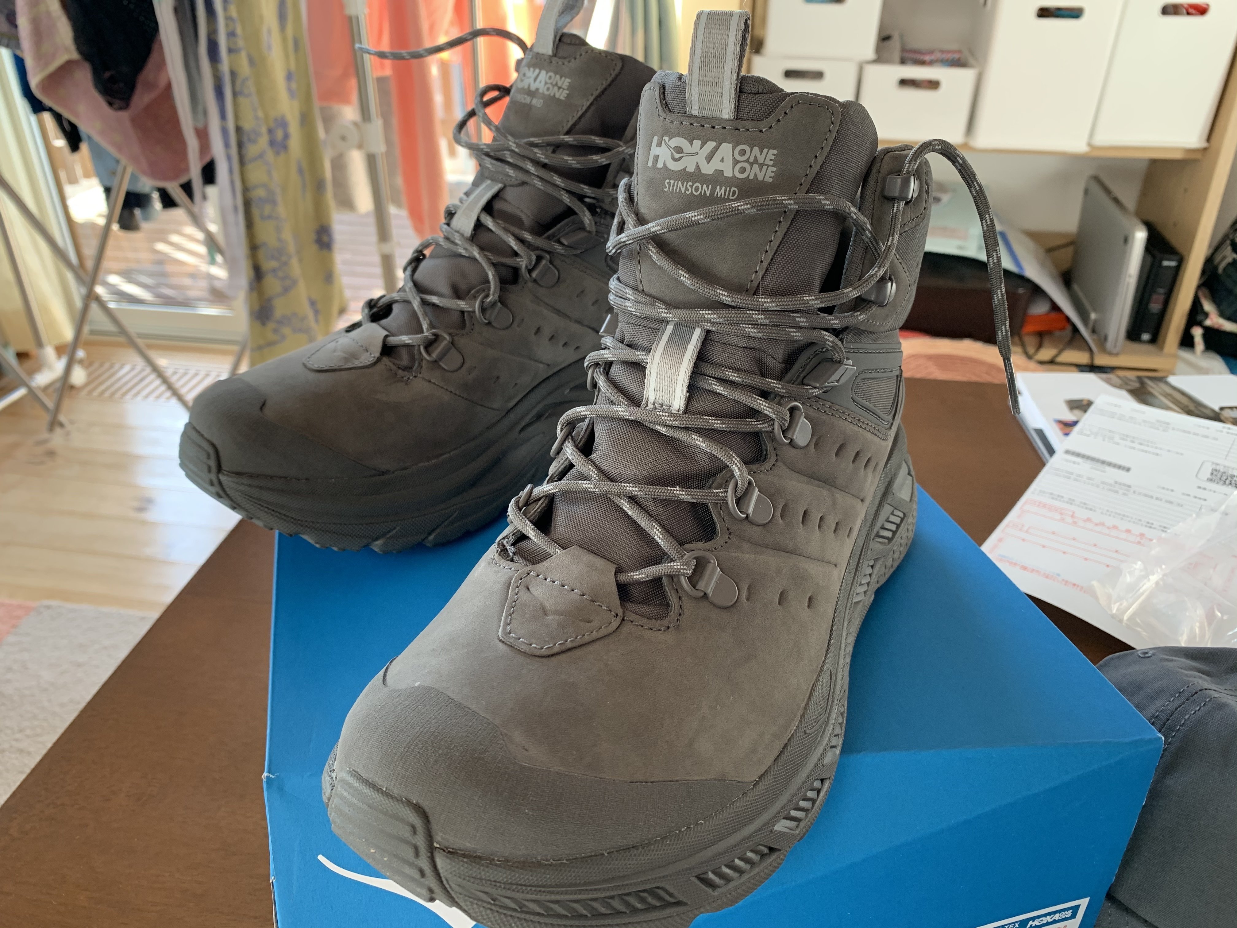 ホカオネオネ・スピードゴート4 レビュー｜ツチヤ・シャトル