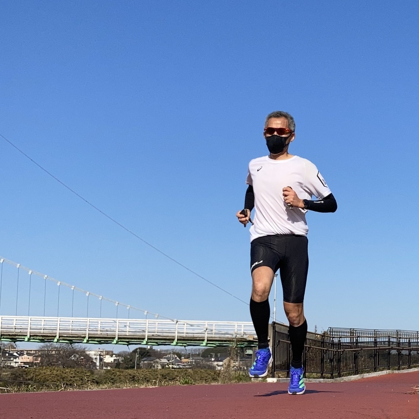 2xu ツータイムズユー ランコンプレッションハーフタイツ レビュー 多くの選手が着用している理由が使ってみてわかりました Kenkitano Running College ランニングカレッジ Note
