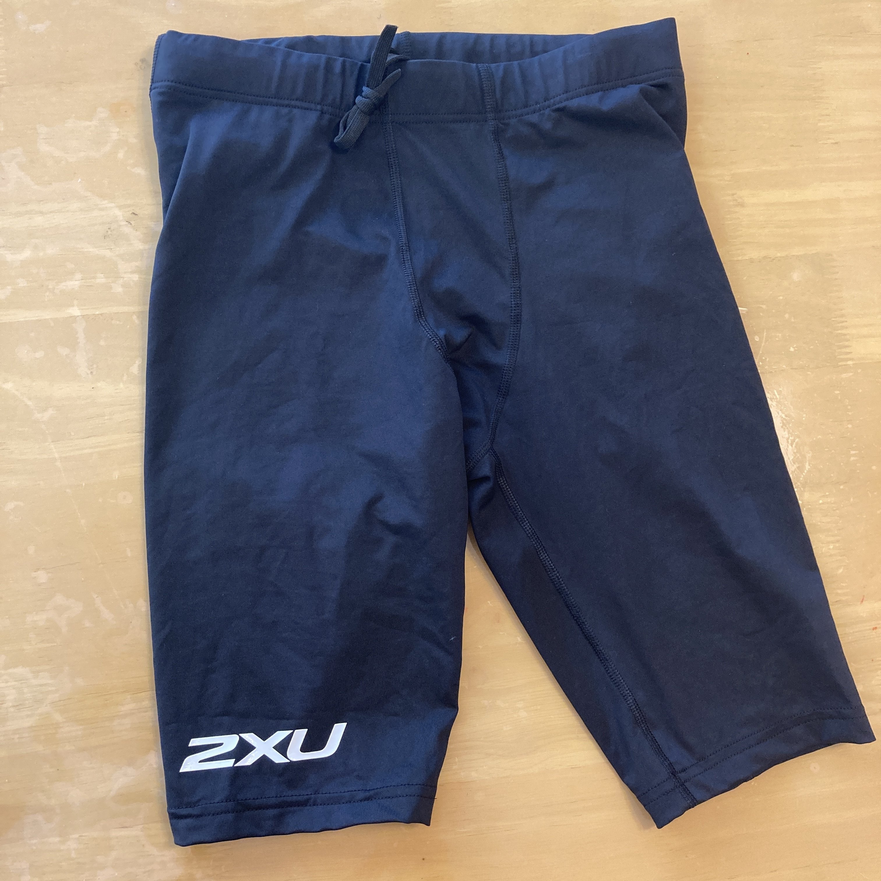 2XU(ツータイムズユー)ランコンプレッションハーフタイツ