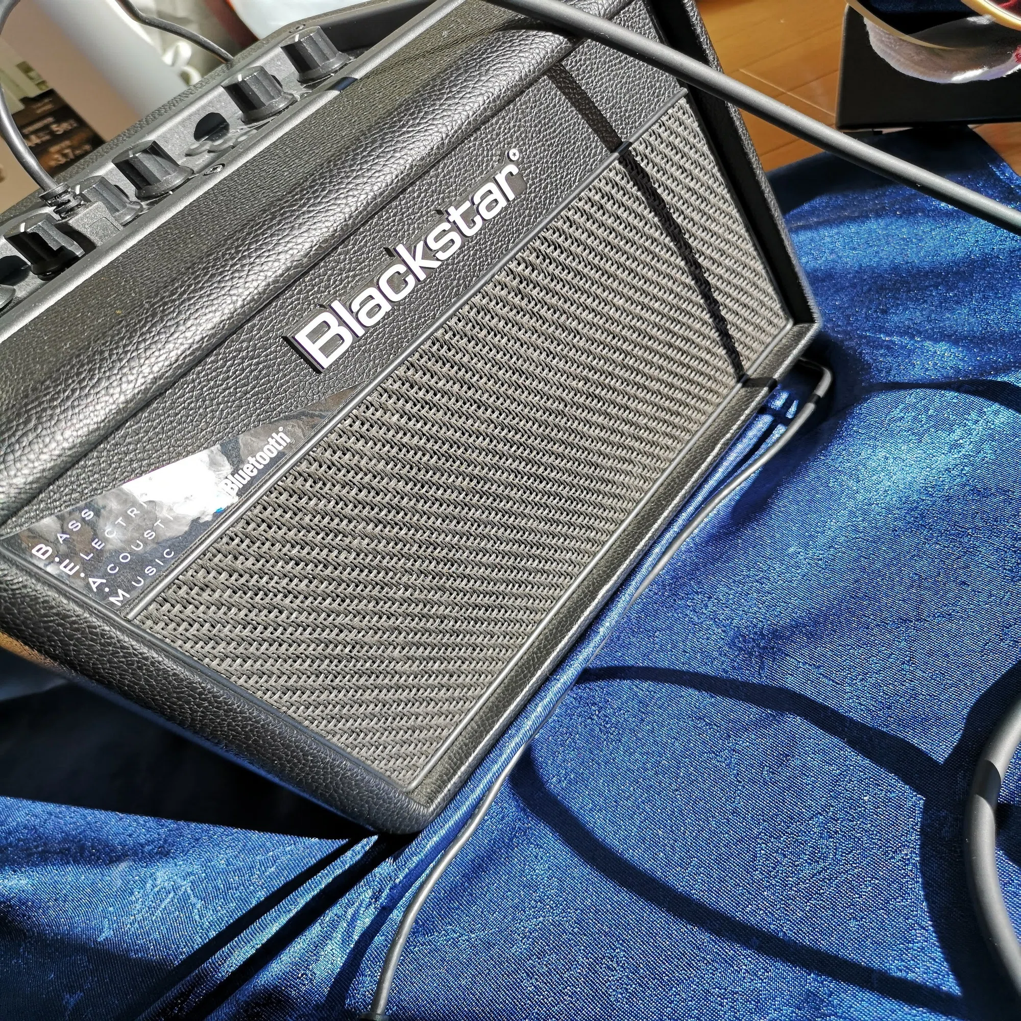 BLACKSTAR ID:CORE BEAMというアンプについて｜たか