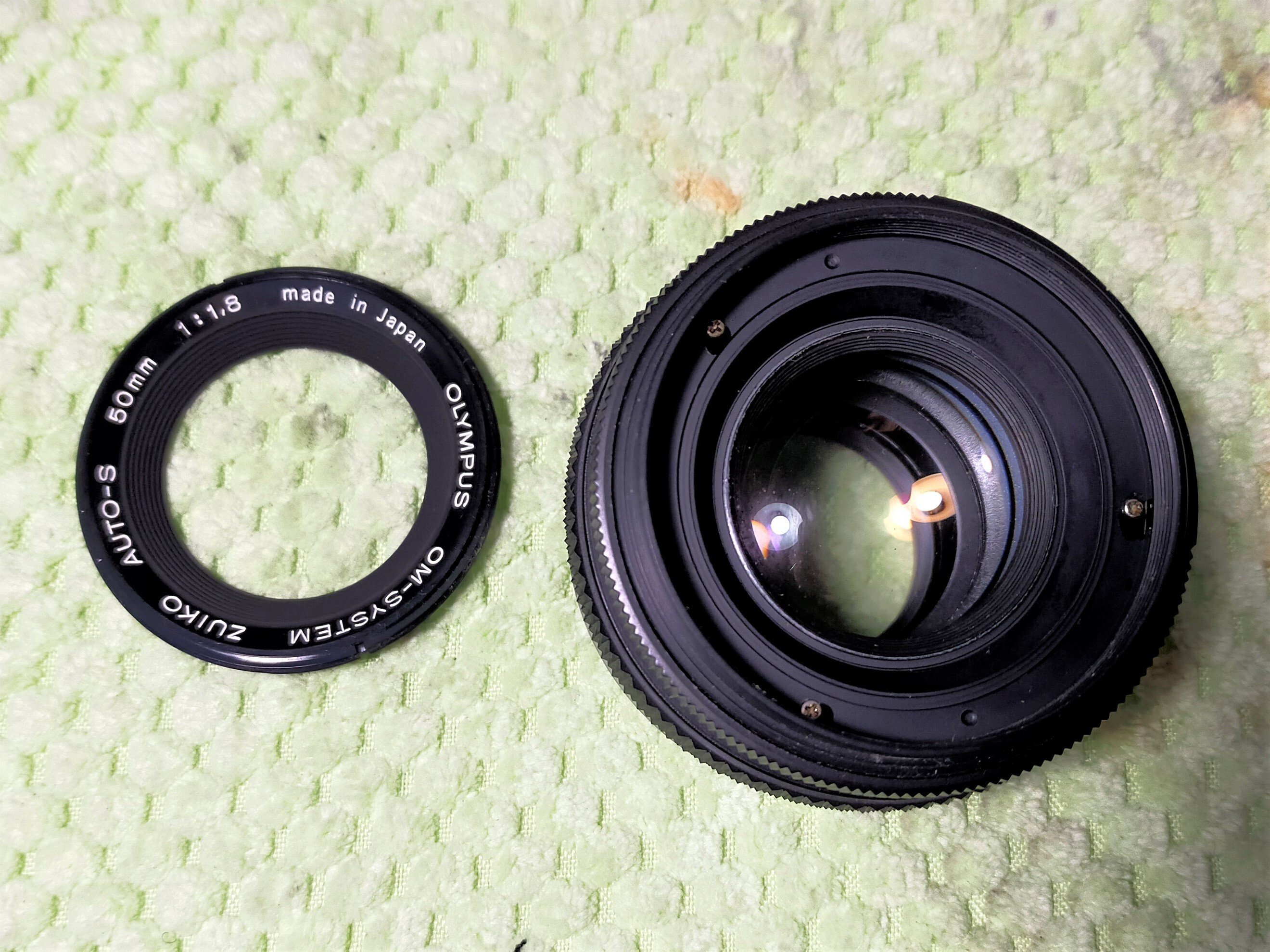 Olympus OM-SYSTEM 50mm F/1.8の分解と分類｜フィルムカメラ修理