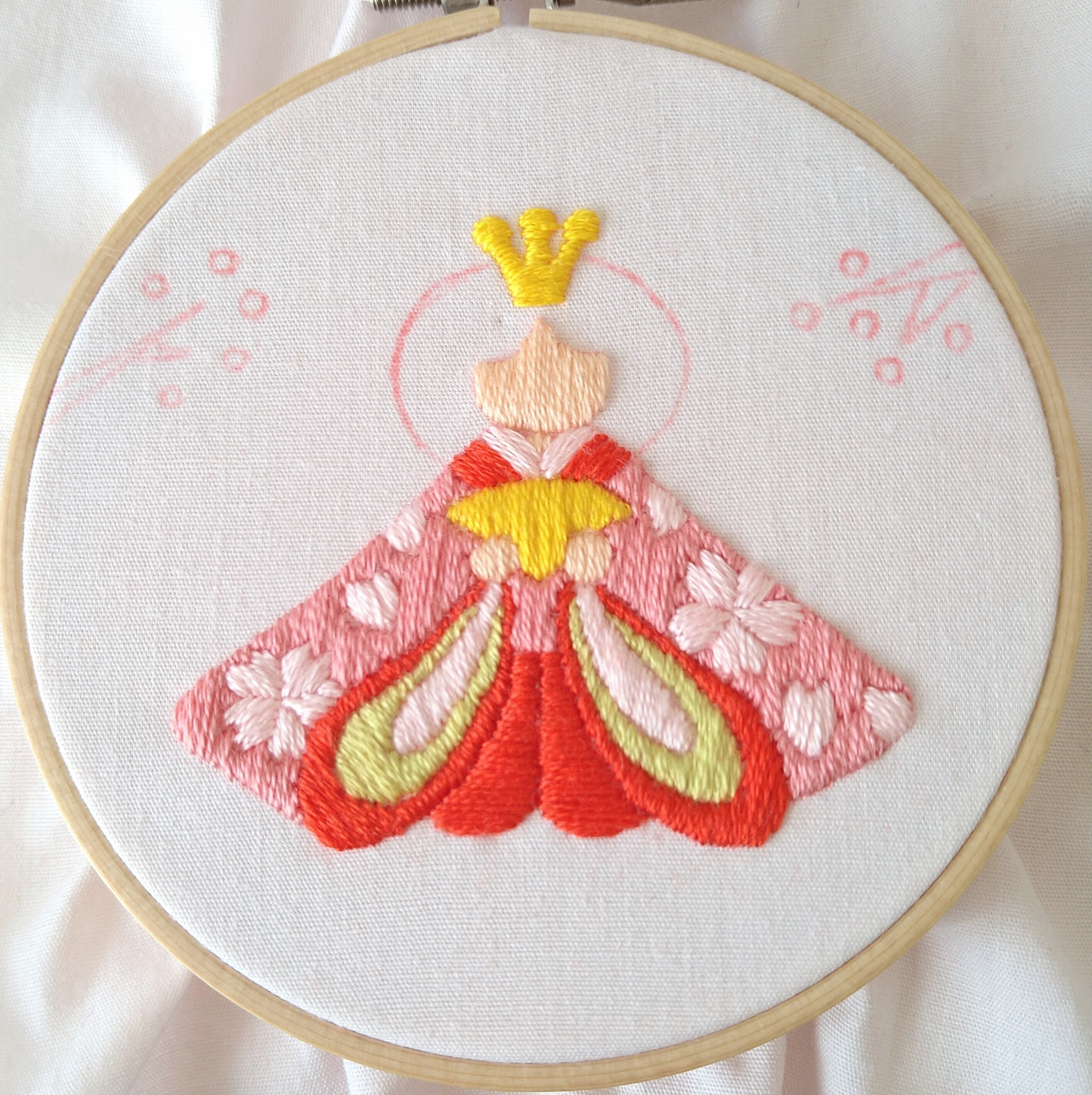 ひなまつりの刺繍枠キットを作ろう🌸 ステップ17 〜袴の刺繍2