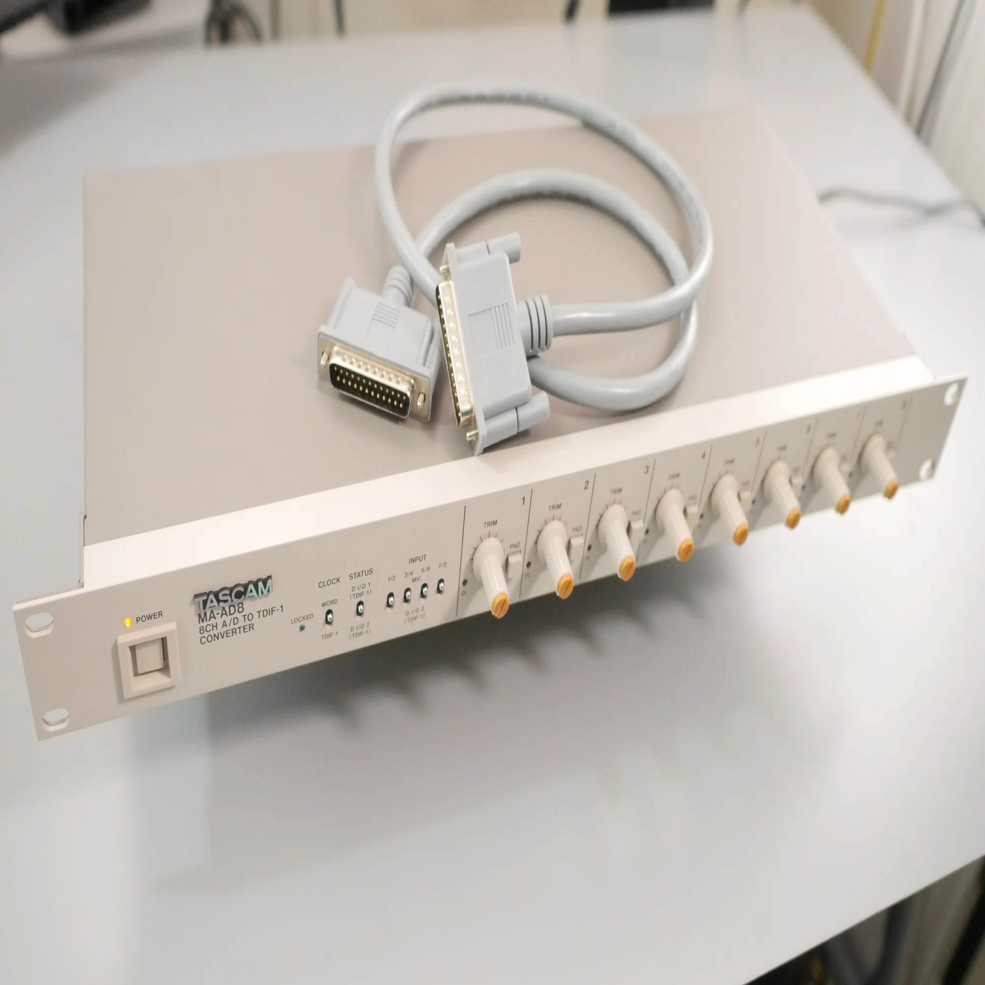TASCAMの8chマイクプリアンプ「TASCAM MA-AD8」を1600円で買ったよ 