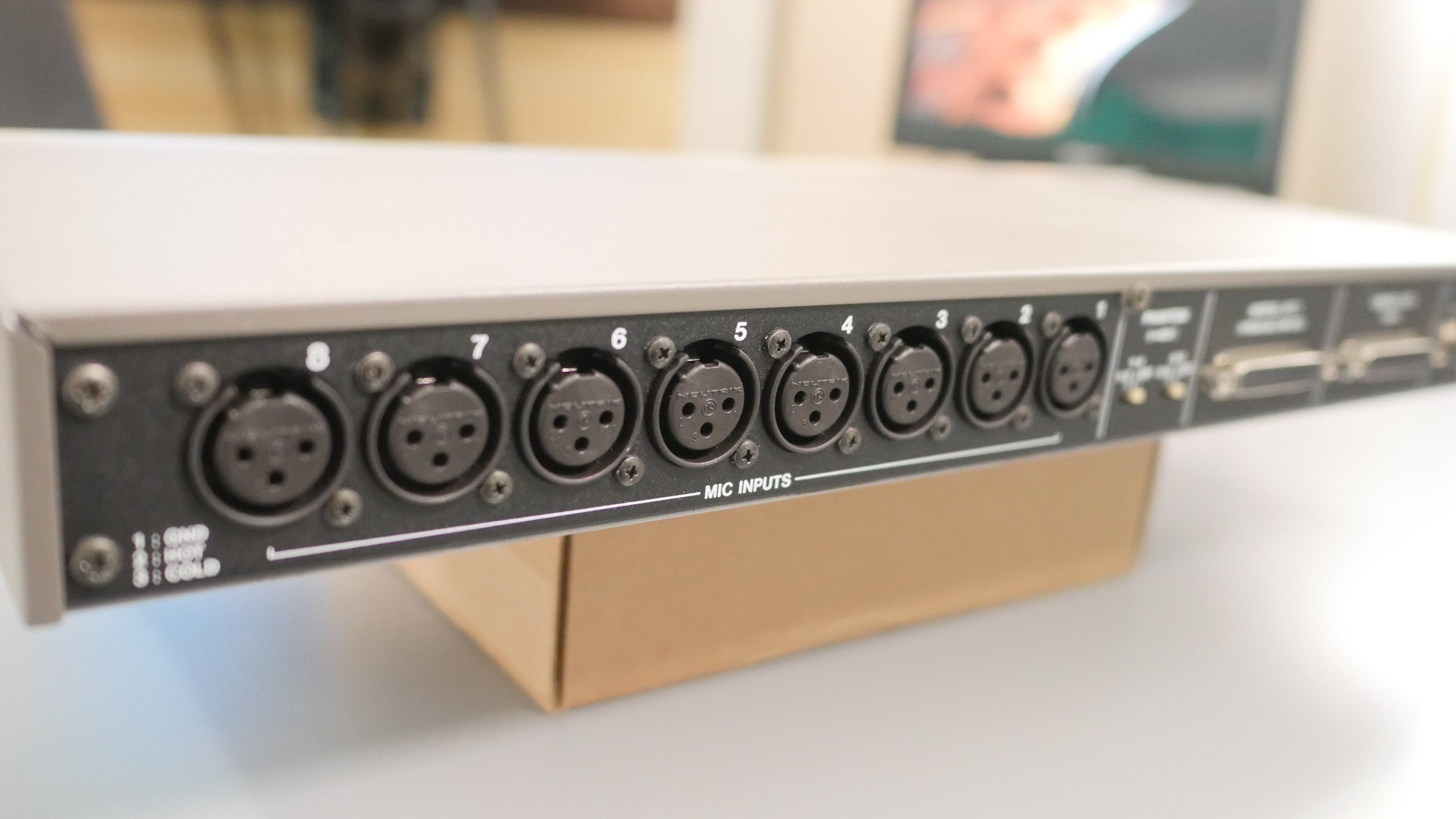 【希少】YAMAHA AD8X A/Dコンバーター 8chマイクプリアンプ 現状品】 YAMAHA 8ch ADコンバーター AD8X 【送料無料!!】