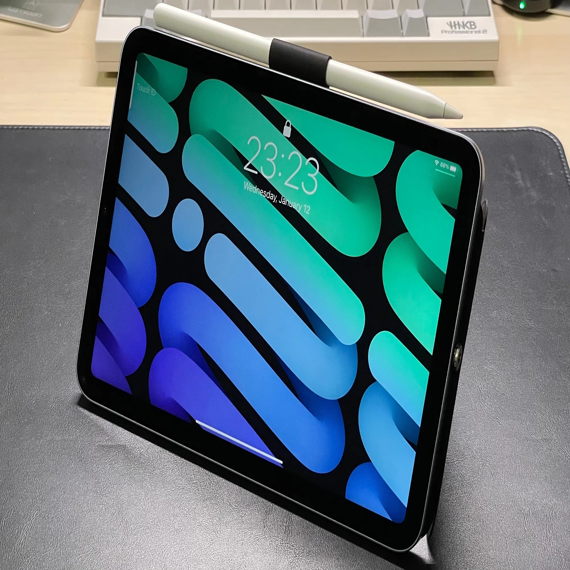 iPad mini 6 完全体（かんたん充電、ペンホルダー、スタンド 