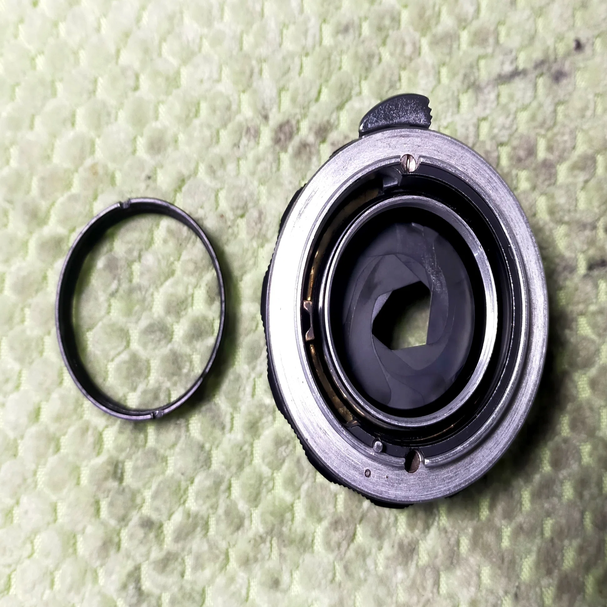 Pentax Auto-Takumar 55mm F/1.8 ゼブラタクマーの分解｜フィルム 