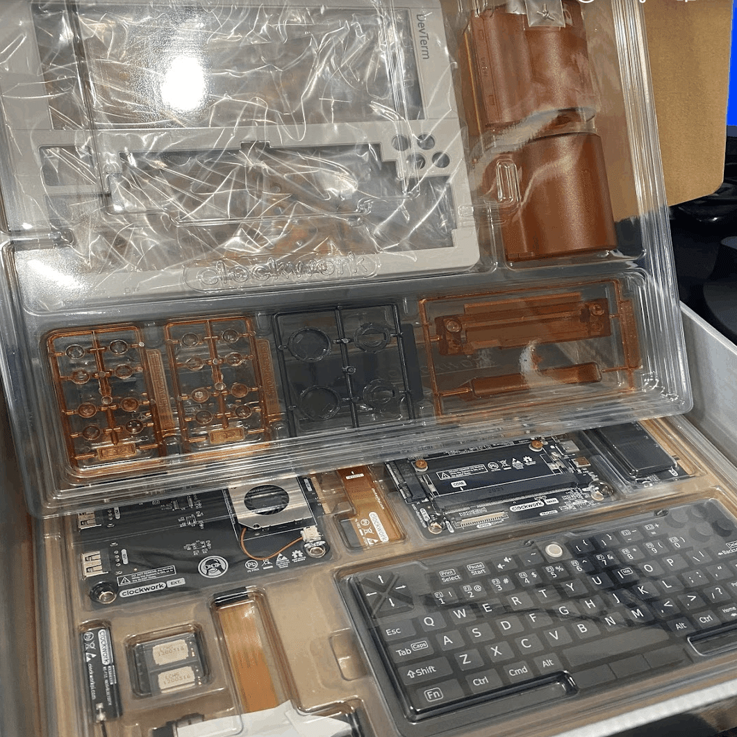 ClockworkPi DevTerm入手！｜horiken