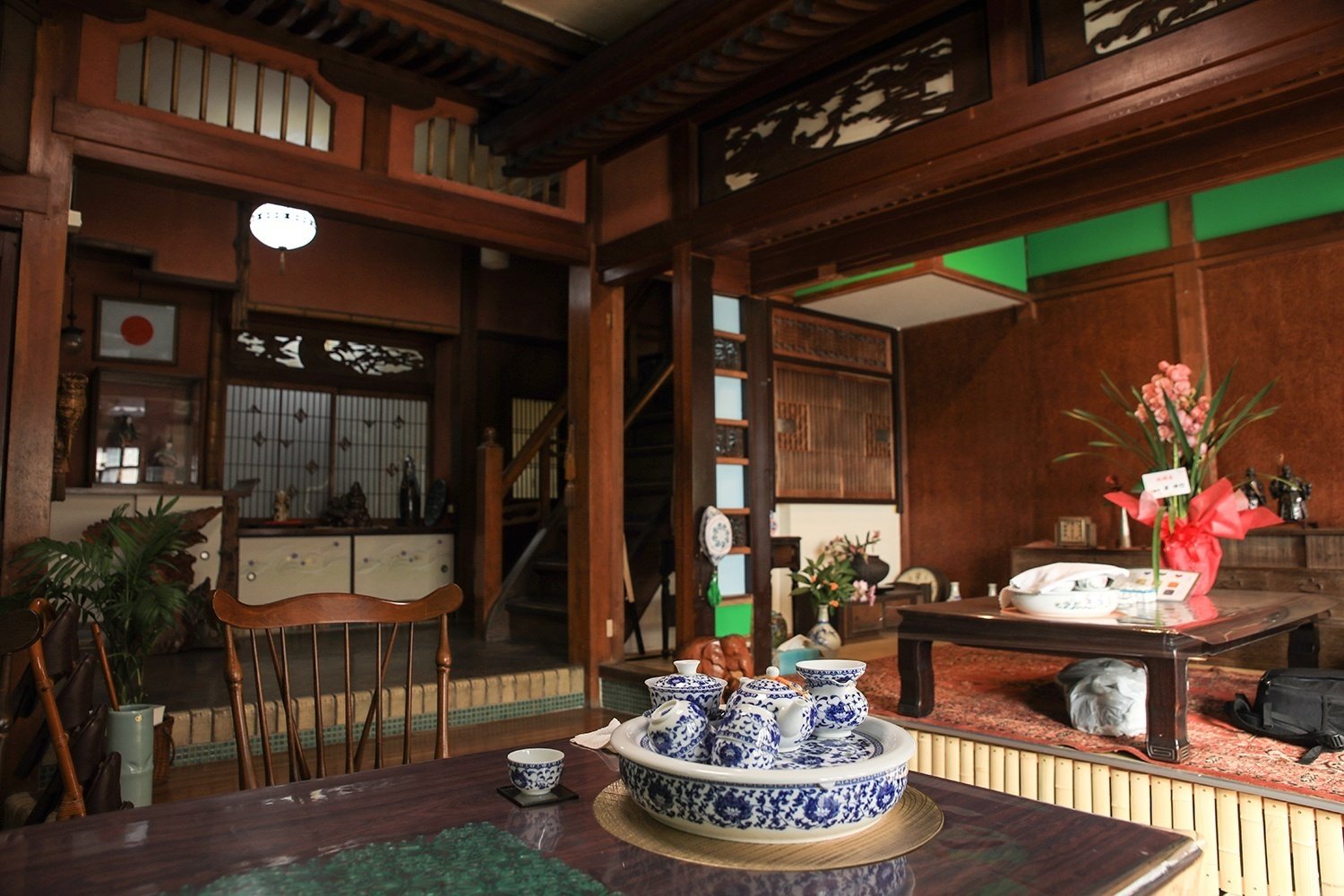 橋本遊郭 旧第二友栄楼 が茶楼に 見に行ける遊郭へ行ってみた 京都散歩の旅 Note 橋本遊郭 旧第二友栄楼 が茶楼に 見に行ける遊郭へ行ってみた 京都散歩の旅 Note