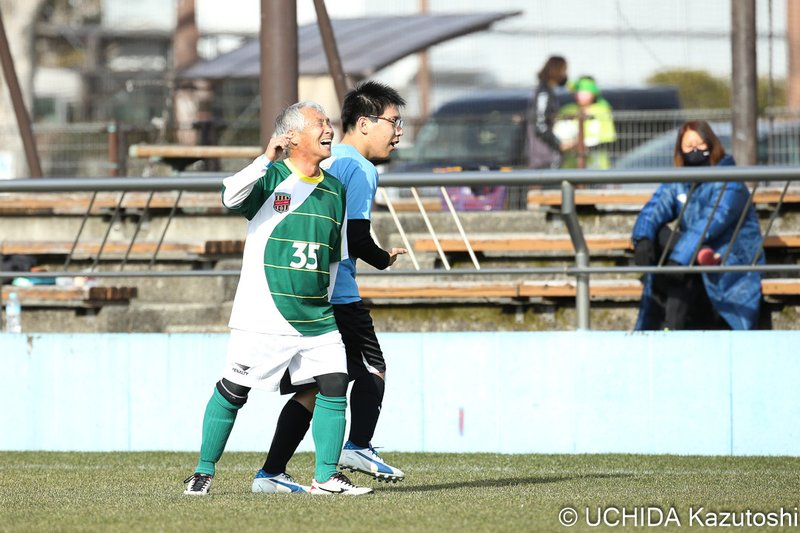 CPサッカー交流試合　CPサッカーチームAQエスポルソ静岡と普段彼らを指導しているシニアサッカーチーム三保FCビーチとの交流試合