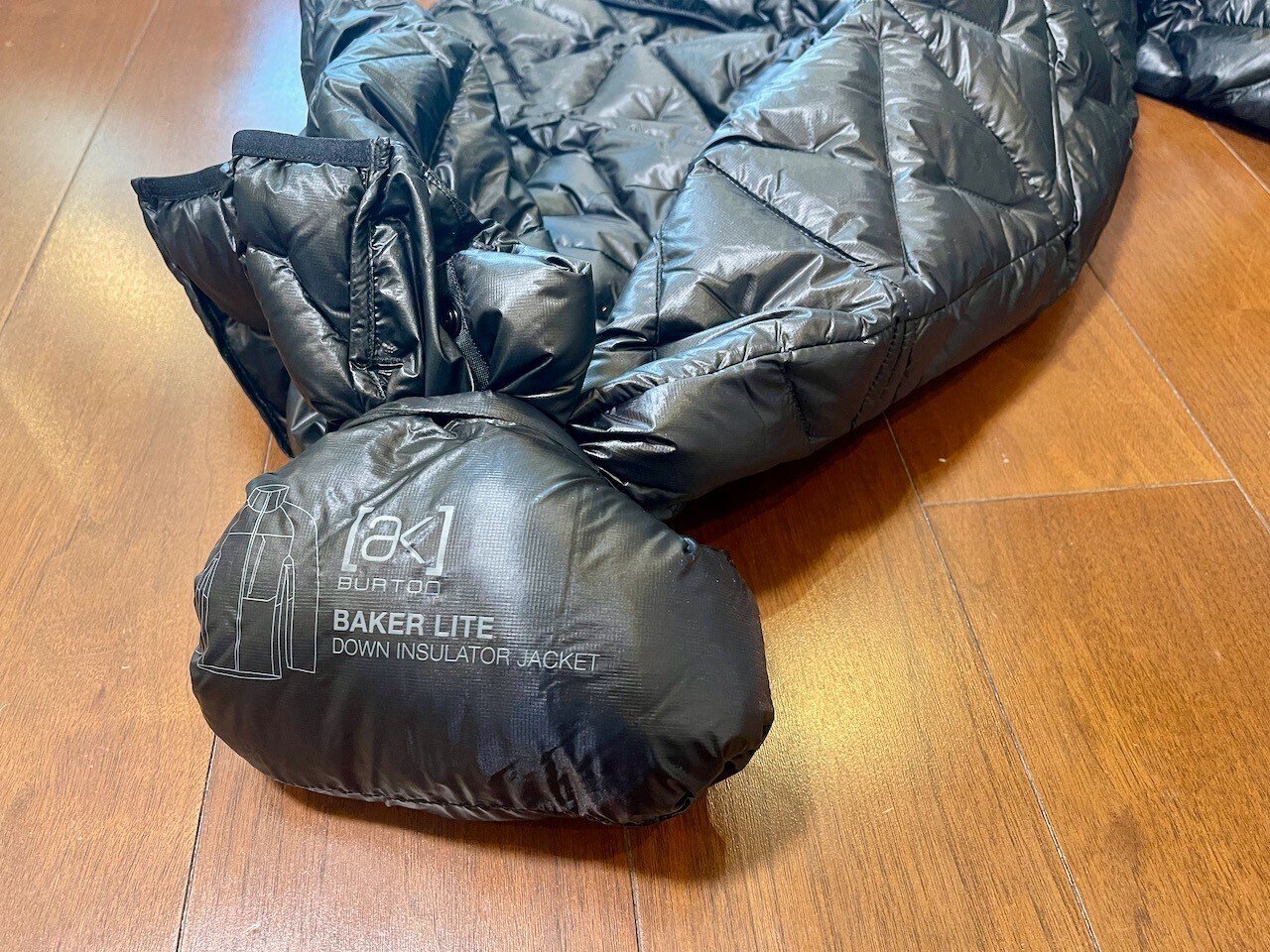 最強のミッドレイヤーを求めて..Burton [ak] ベイカー ライト ダウン