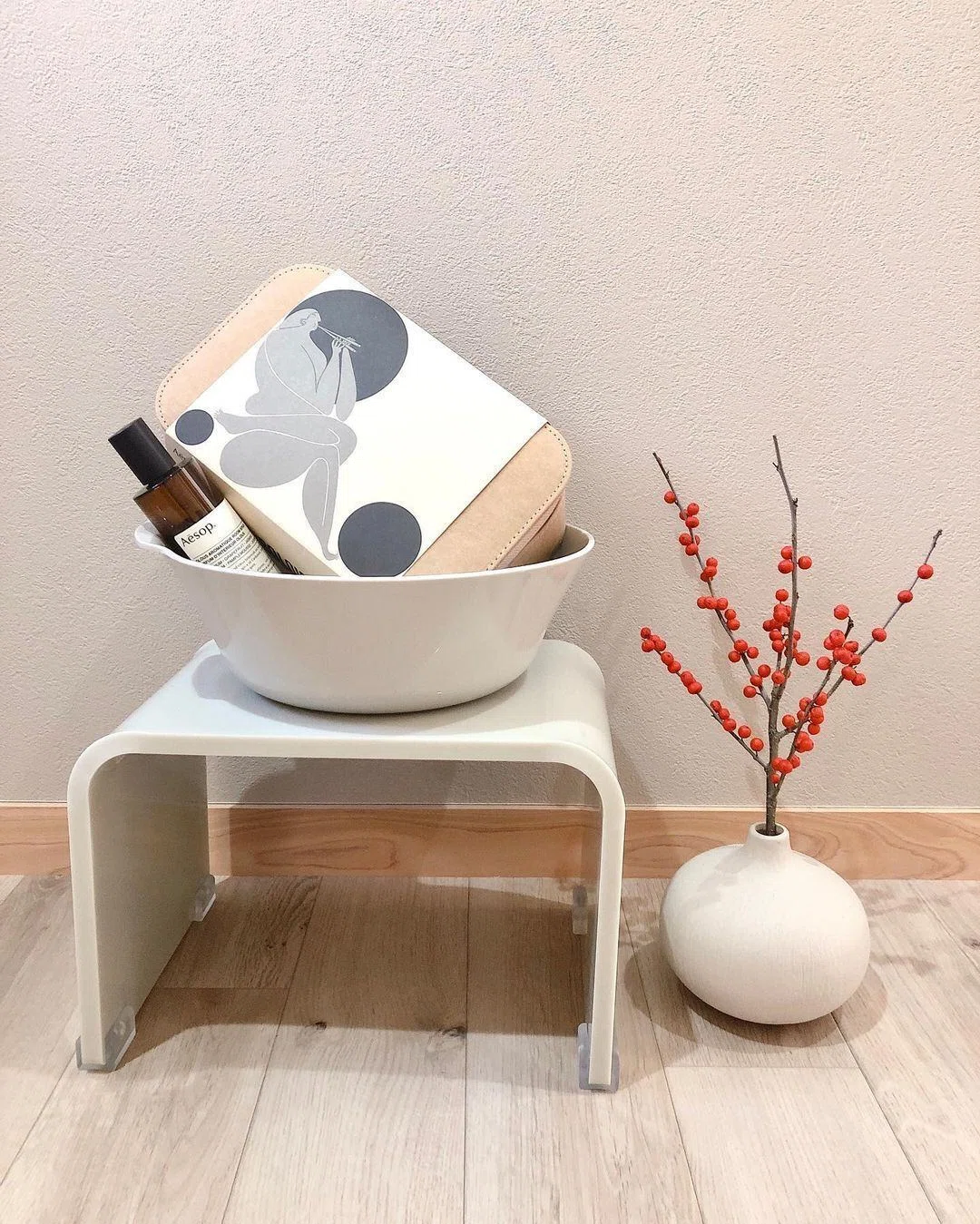 毎日のバスタイムにおすすめのアクリル製バスチェア＆ボウル｜sarasa 