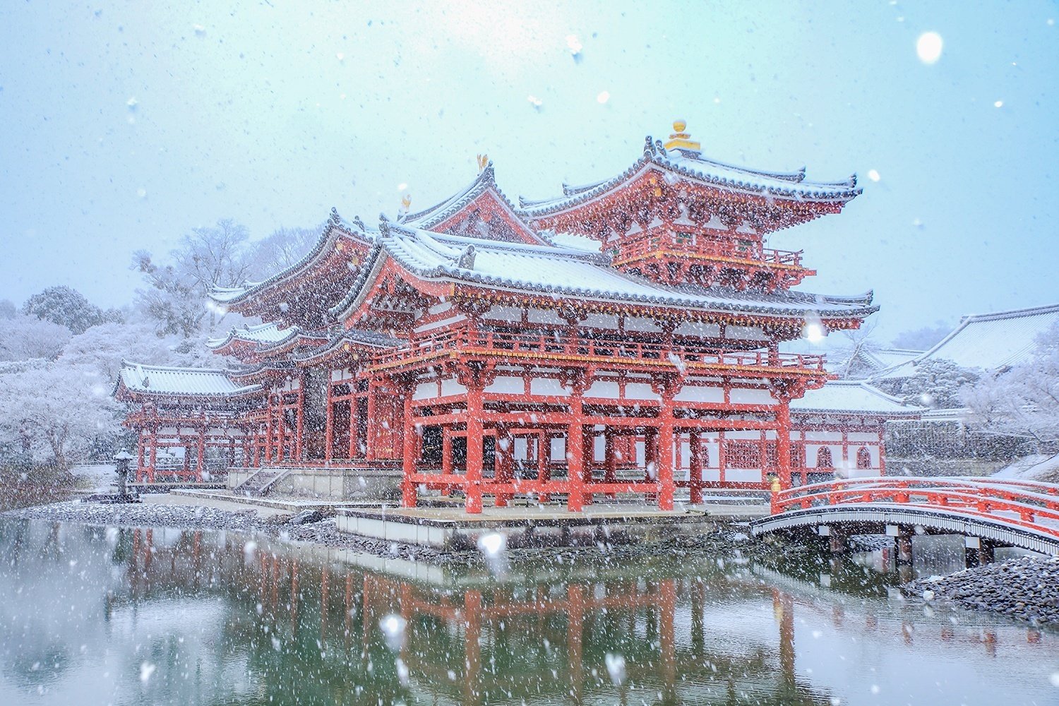 鳳凰堂雪景図】井上黎明 992 宇治平等院 京都 共箱 掛け軸 肉筆