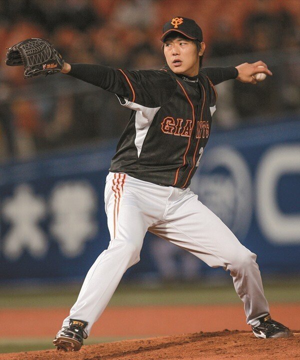 過去15年の阪神のユニフォーム変遷を振り返ると共に その試行錯誤の労をねぎらう特集 タカヤマダイチ Note