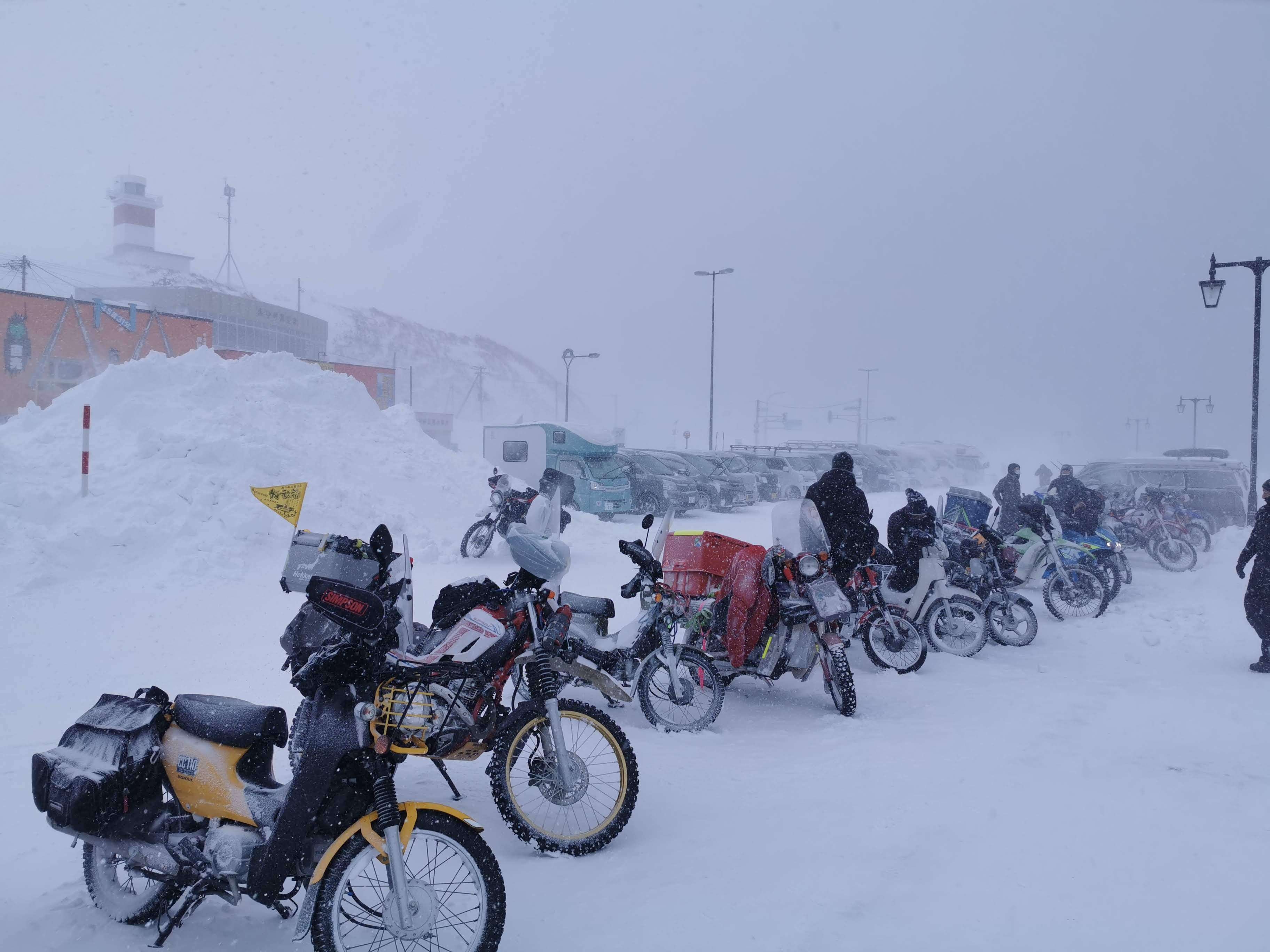 フルサイズオフロードバイク　スパイクタイヤ　年越し宗谷に最適 フルサイズオフロードバイク スパイクタイヤ 年越し宗谷に最適