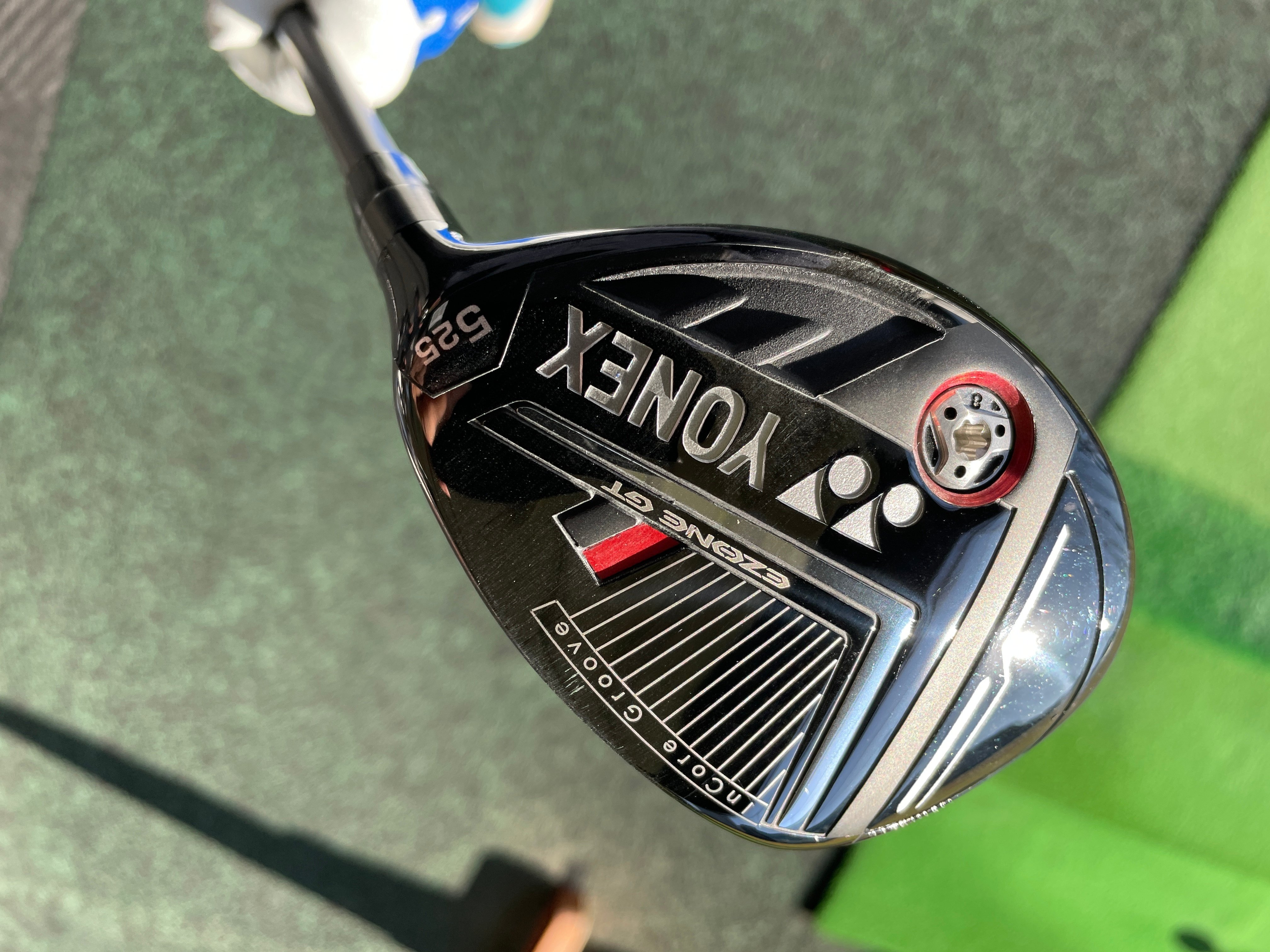 ブリヂストン TOUR B X, XS とヨネックスE-ZONE GTドライバーのススメ