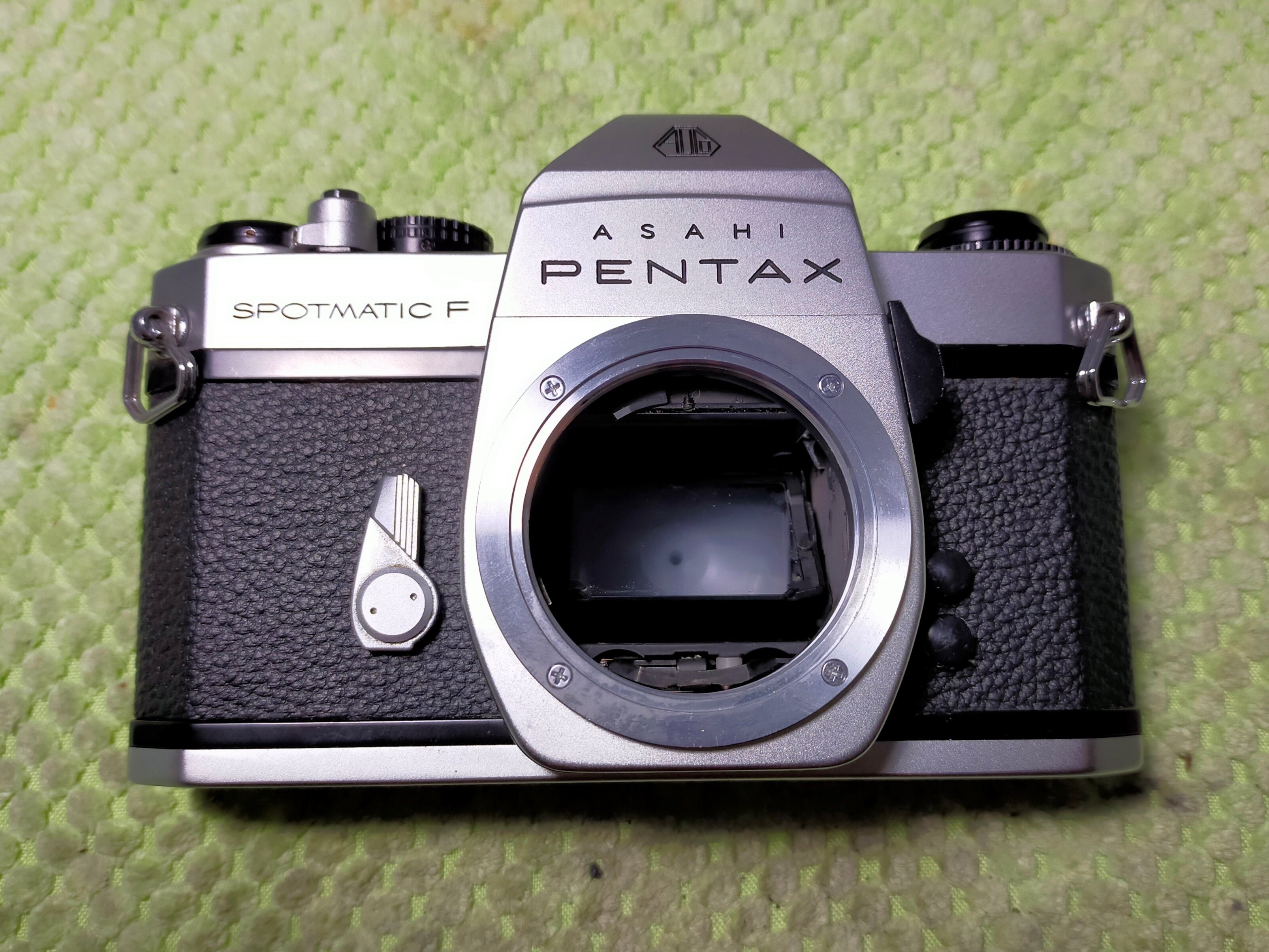 Pentax SPFの分解｜フィルムカメラ修理のアクアカメラ