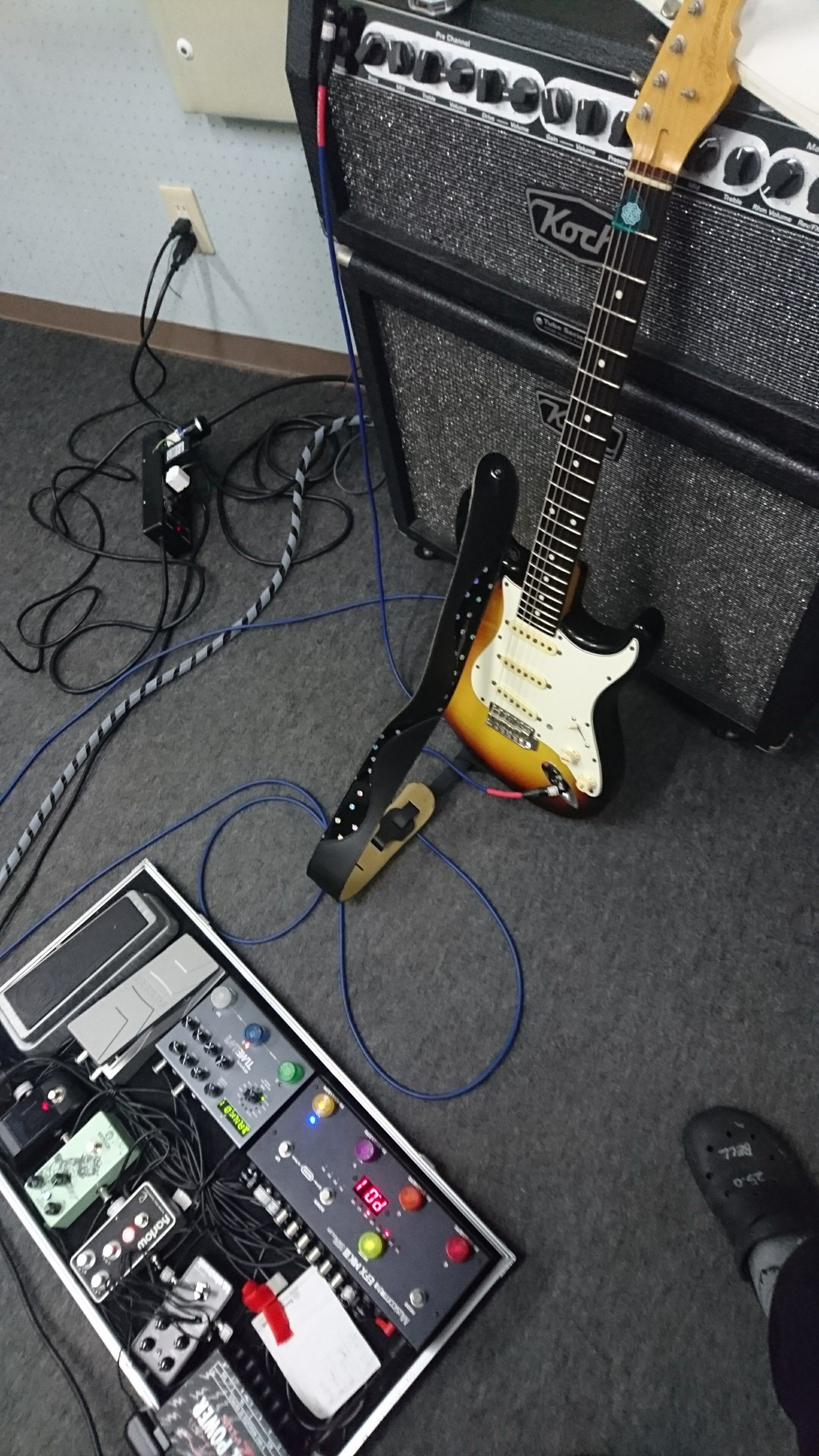 ギターを静かに録音したかったです｜たか