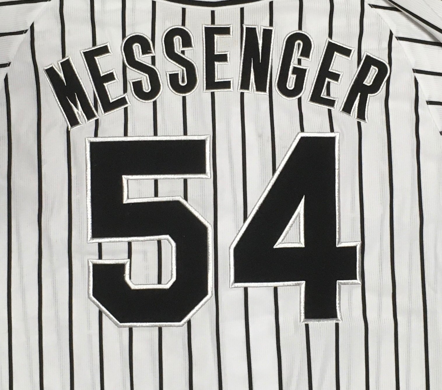 HANSHIN Tigers MESSENGER 54 ユニフォーム Amazon.co.jp: 阪神 タイガース MESSENGER ユニフォーム 黄色