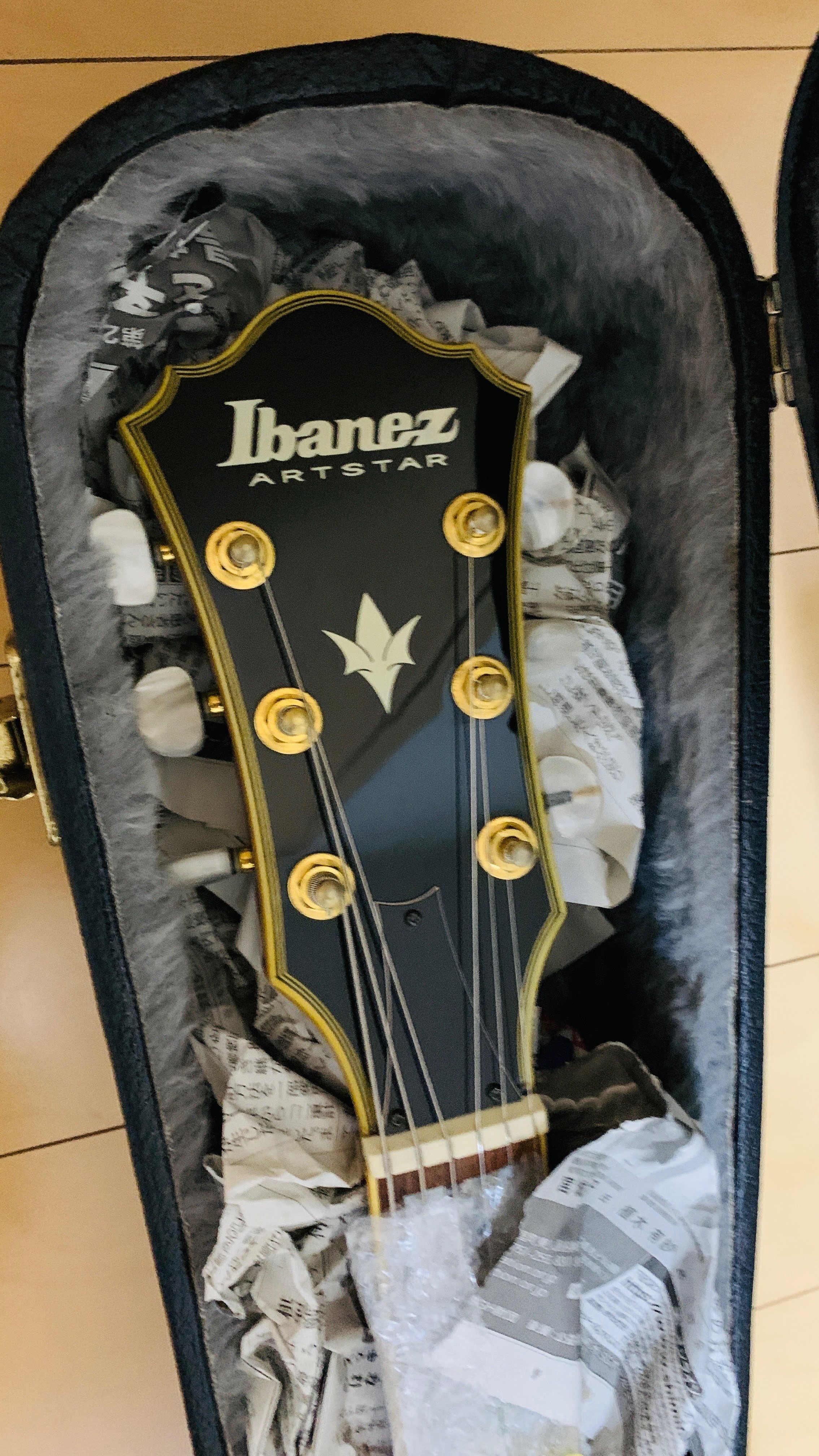 ギター】メルカリで買ったギターが良い意味でやばい｜Yのひと@Apple