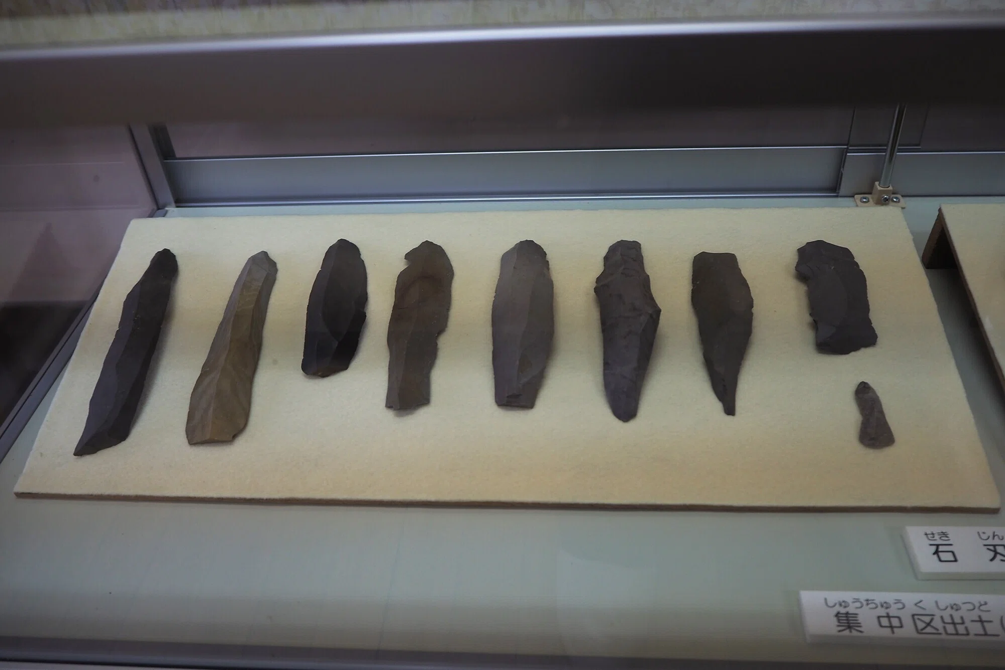 北東アジア最古の土器と地域の土偶たちー大山ふるさと資料館[JOMOSEUM]｜土