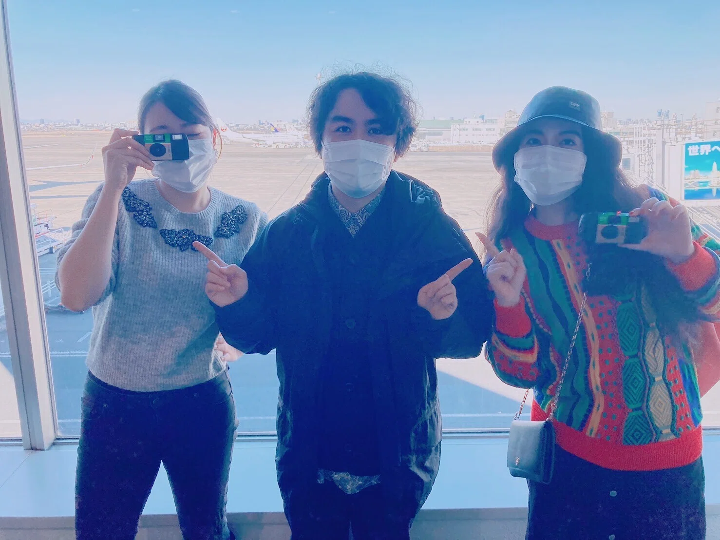 ベッド・インに「写ルンです」を渡して撮ってもらった｜ディスク百合おん