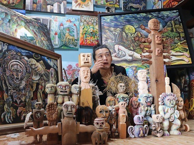 息をするように描き、ものをつくる。絵描き・野々上聡人さん