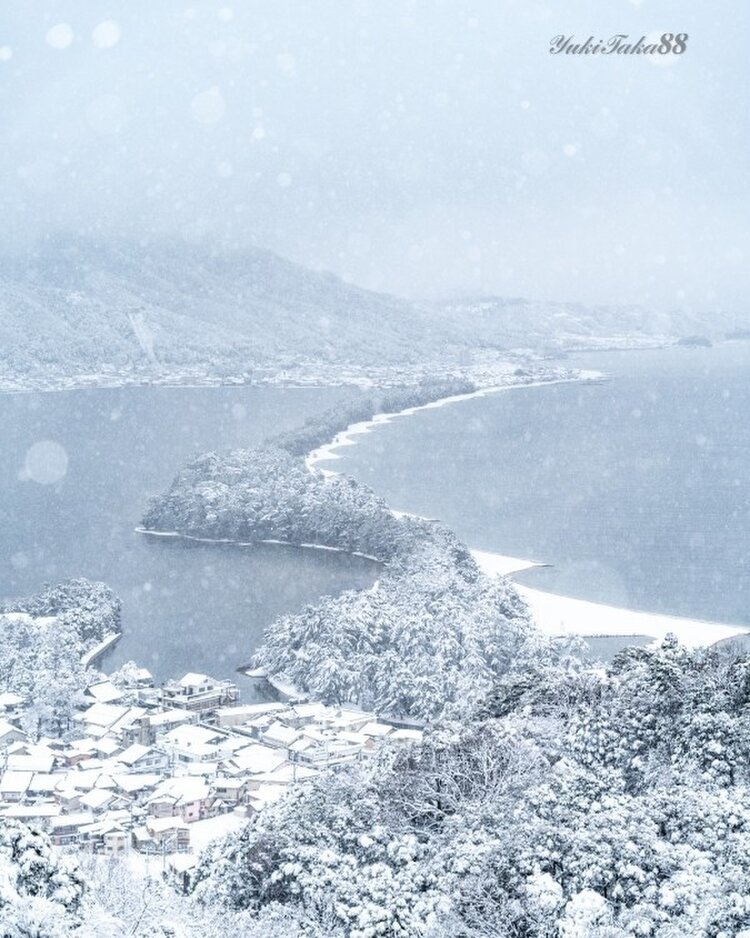 色の消えた絶景｜𝒴𝓊𝓀𝒾𝒯𝒶𝓀𝒶𝟖𝟖 (ゆきたか)