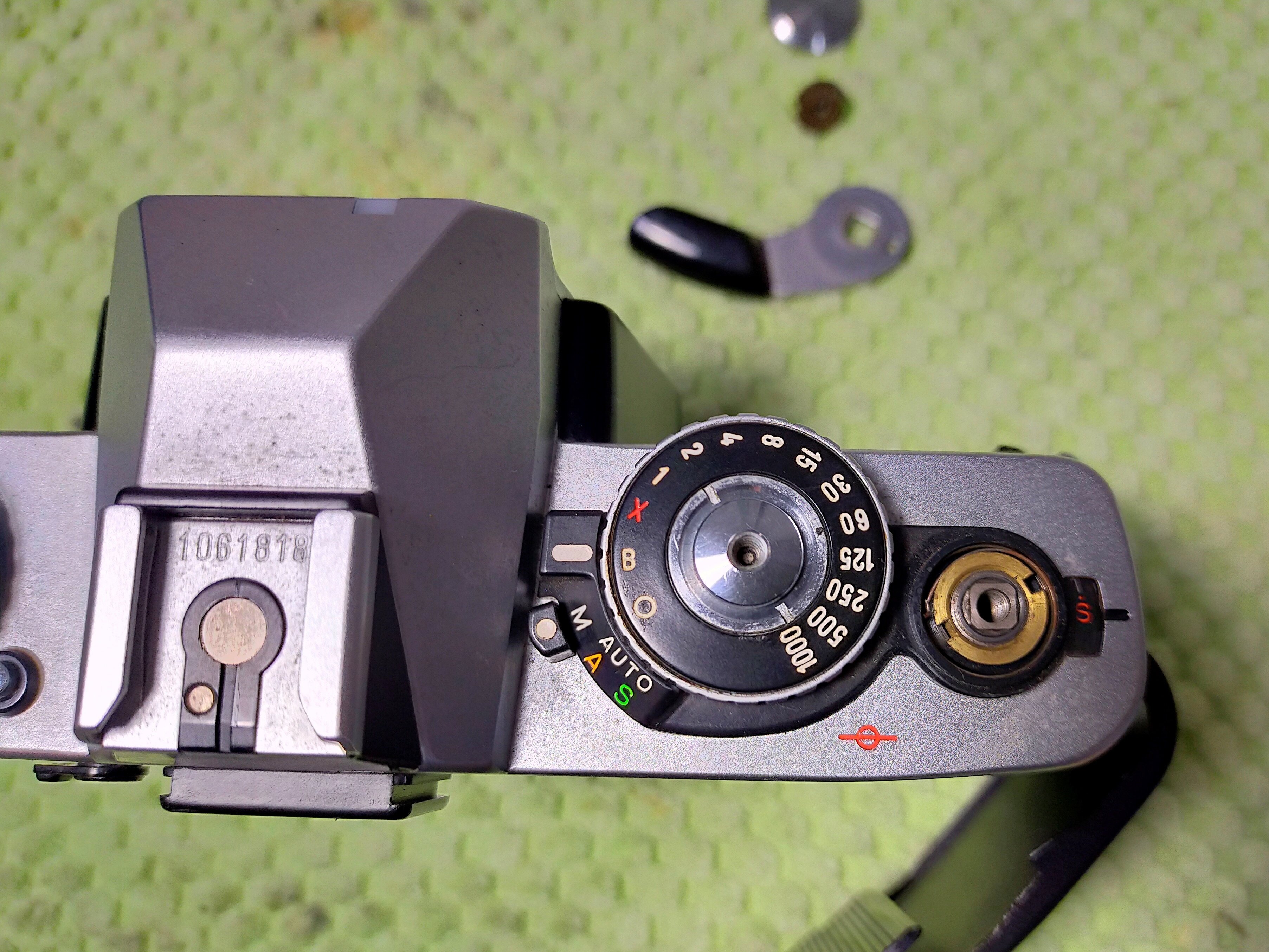 ミノルタ XDの分解｜フィルムカメラ修理のアクアカメラ