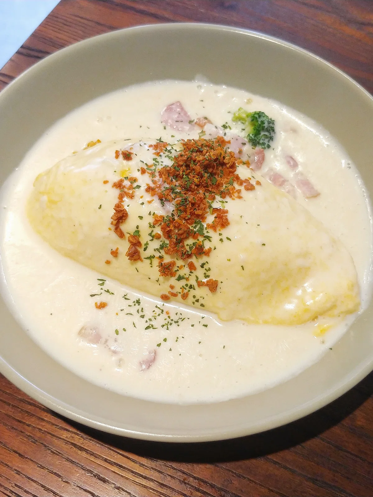The Ultimate Fluffy and Creamy Omurice - [Kagoshima | Aira] MarcOtto ...