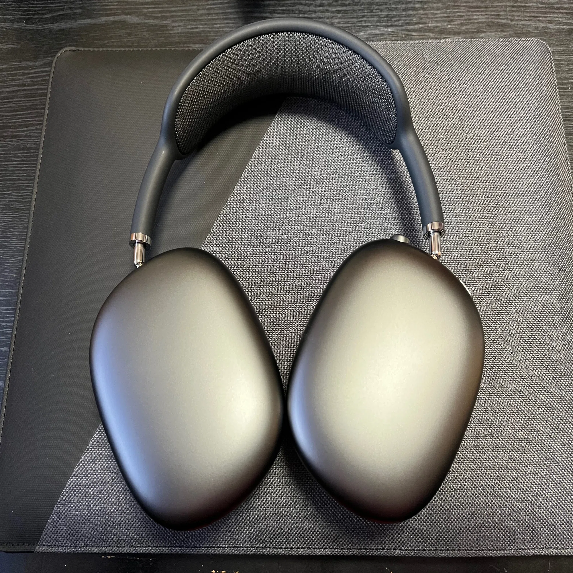 AirPods Maxで聴く音楽が楽しい｜けこぜろ