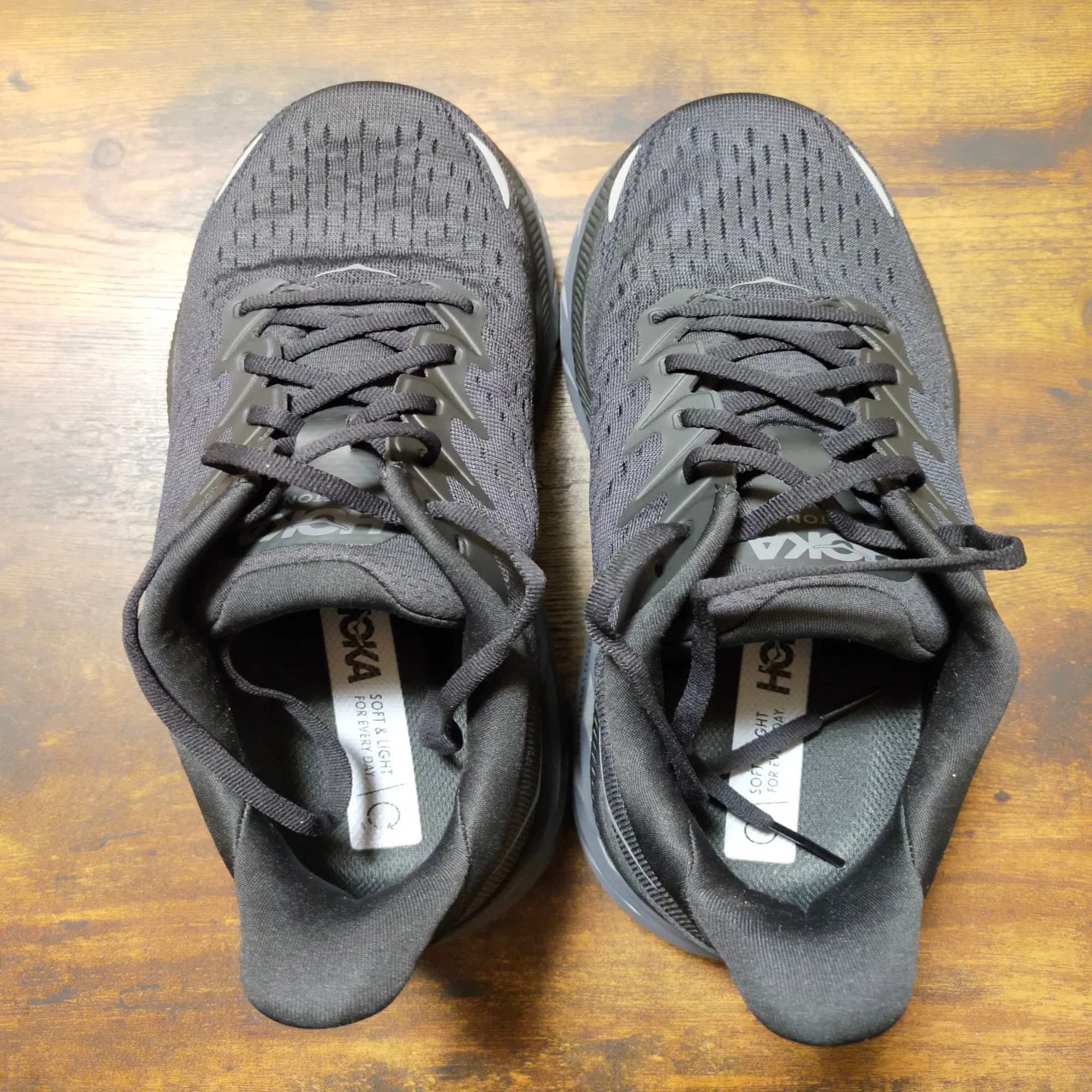 ホカオネオネ クリフトン8を買った｜Notobook