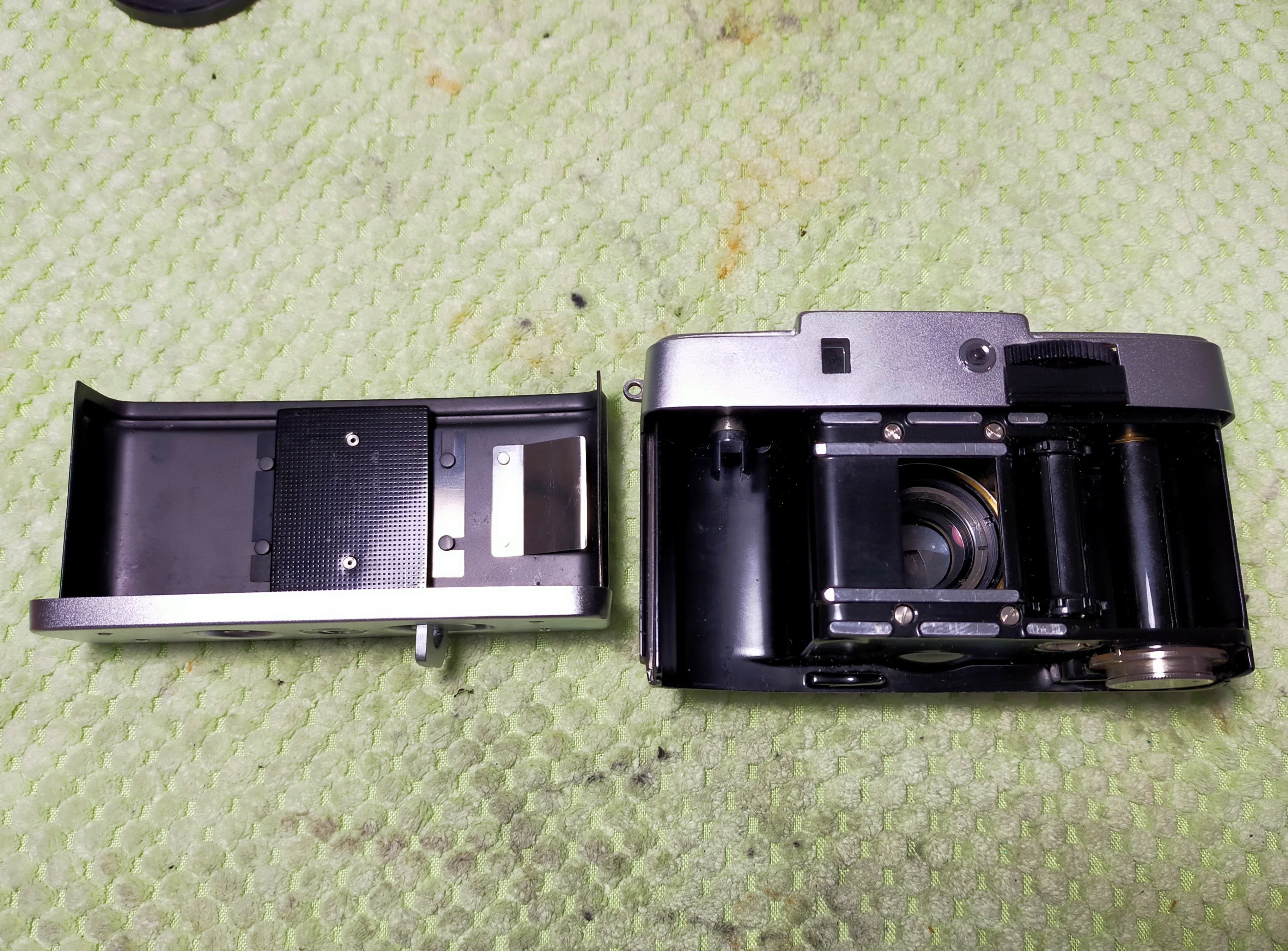 Olympus Pen Dシリーズの分解|フィルムカメラ修理のアクアカメラ Olympus Pen Dシリーズの分解|フィルムカメラ修理のアクアカメラ