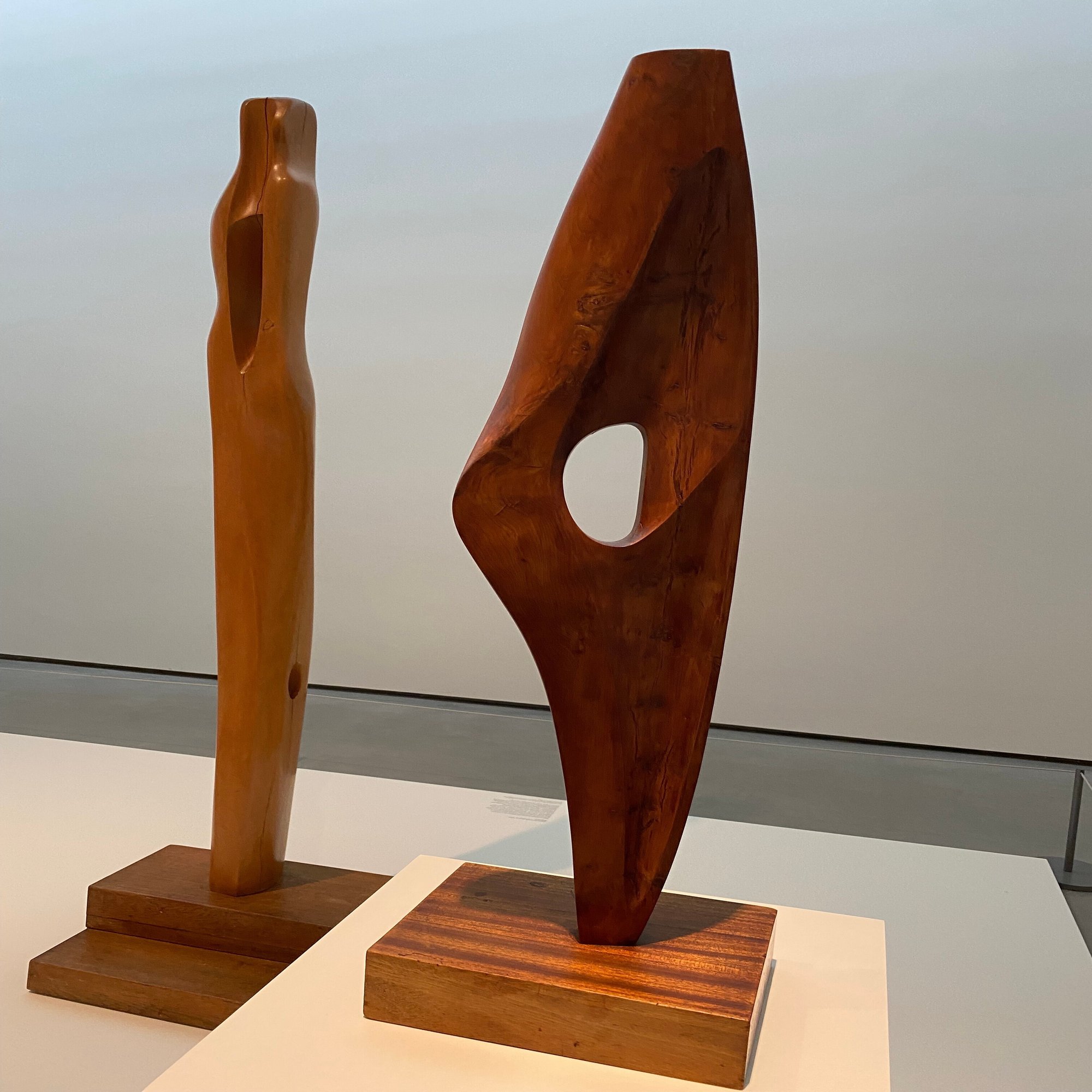 イギリスを代表する彫刻家 バーバラ ヘップワース展 かよ ロンドン在住 楽しく人生をクリエイトするシュタイナー教師 経営者 石川華代 Note