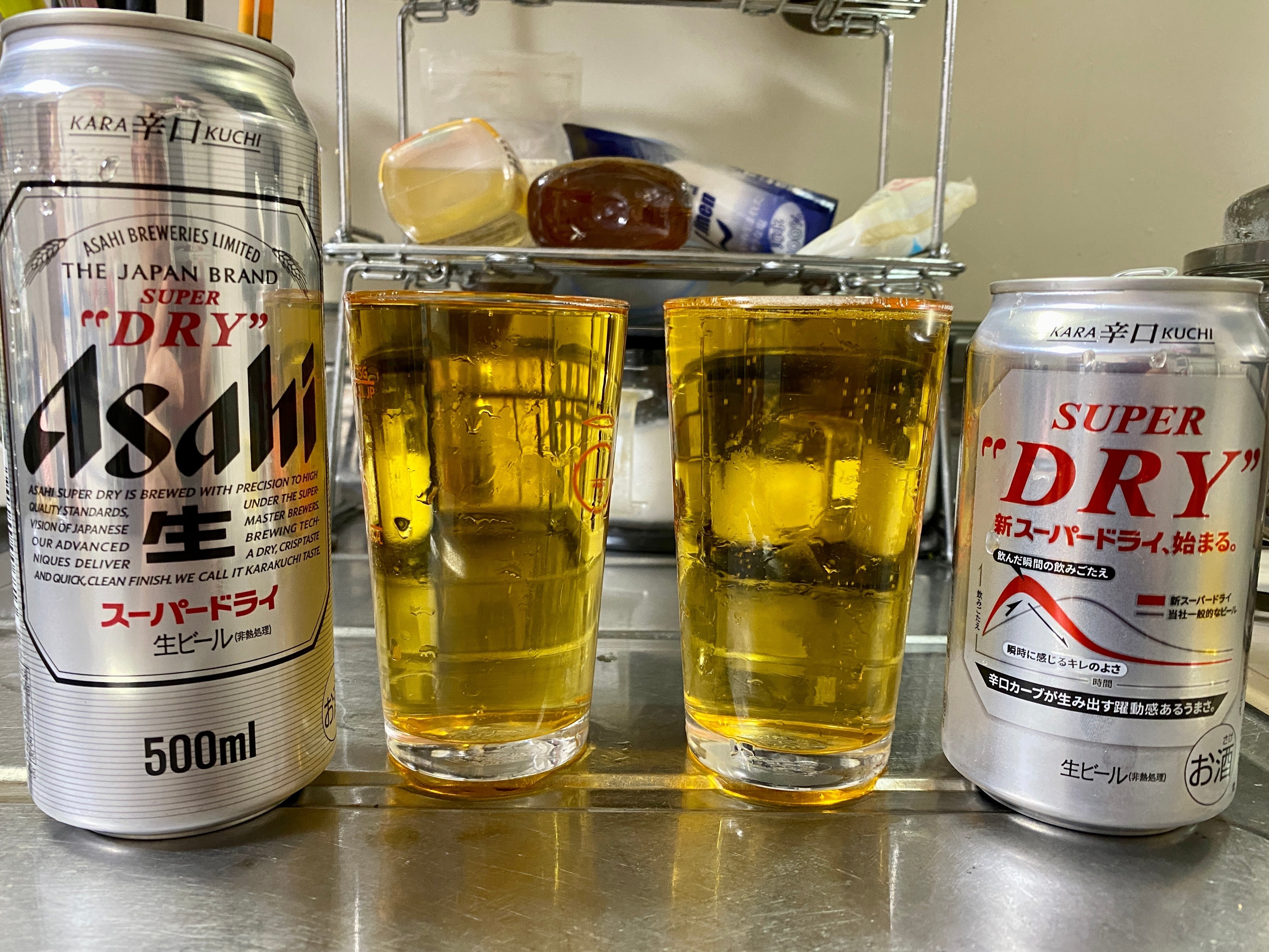 アサヒスーパードライの新旧飲み比べ｜長谷川小二郎
