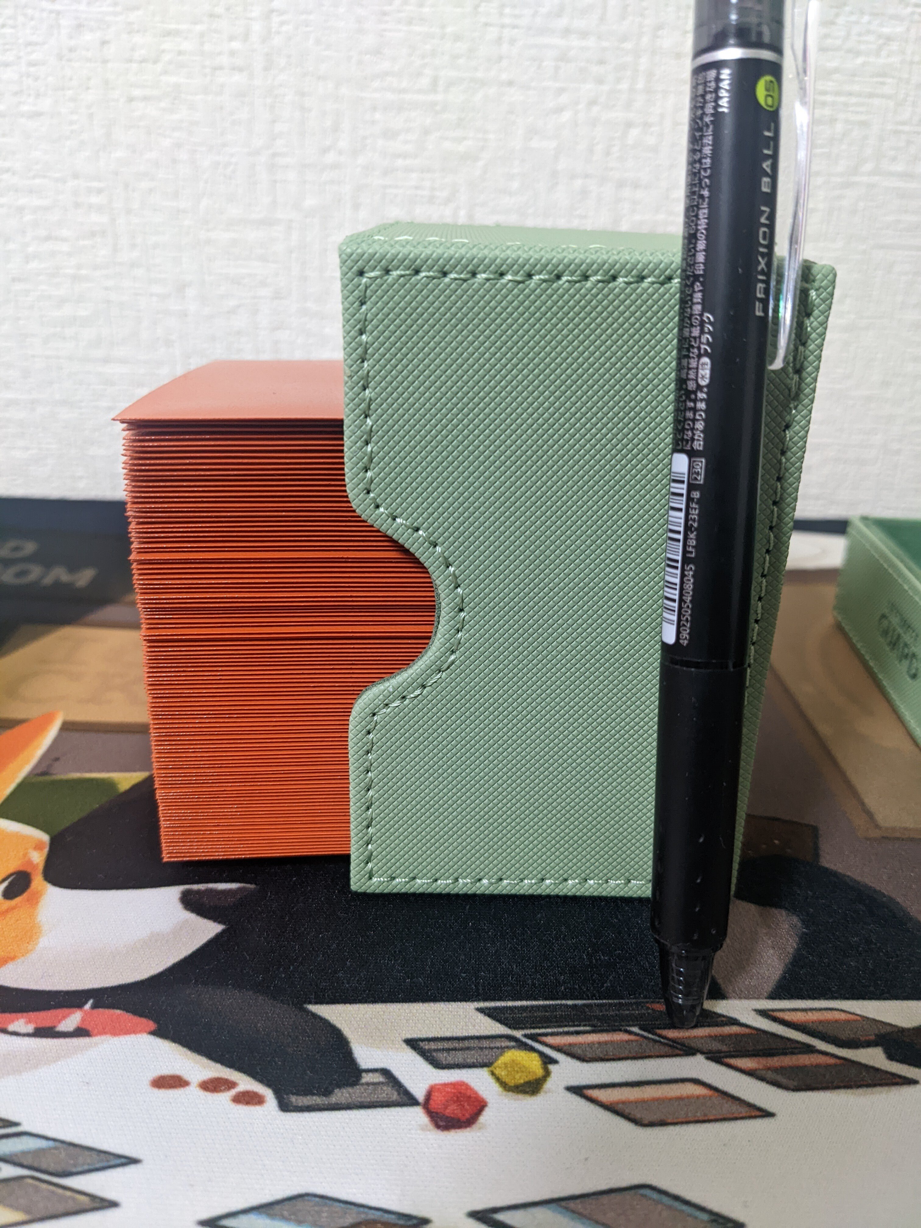 国内最速？】TWIN FLIP'N'TRAY 266+ UlTIMATE GUARD デッキケース商品