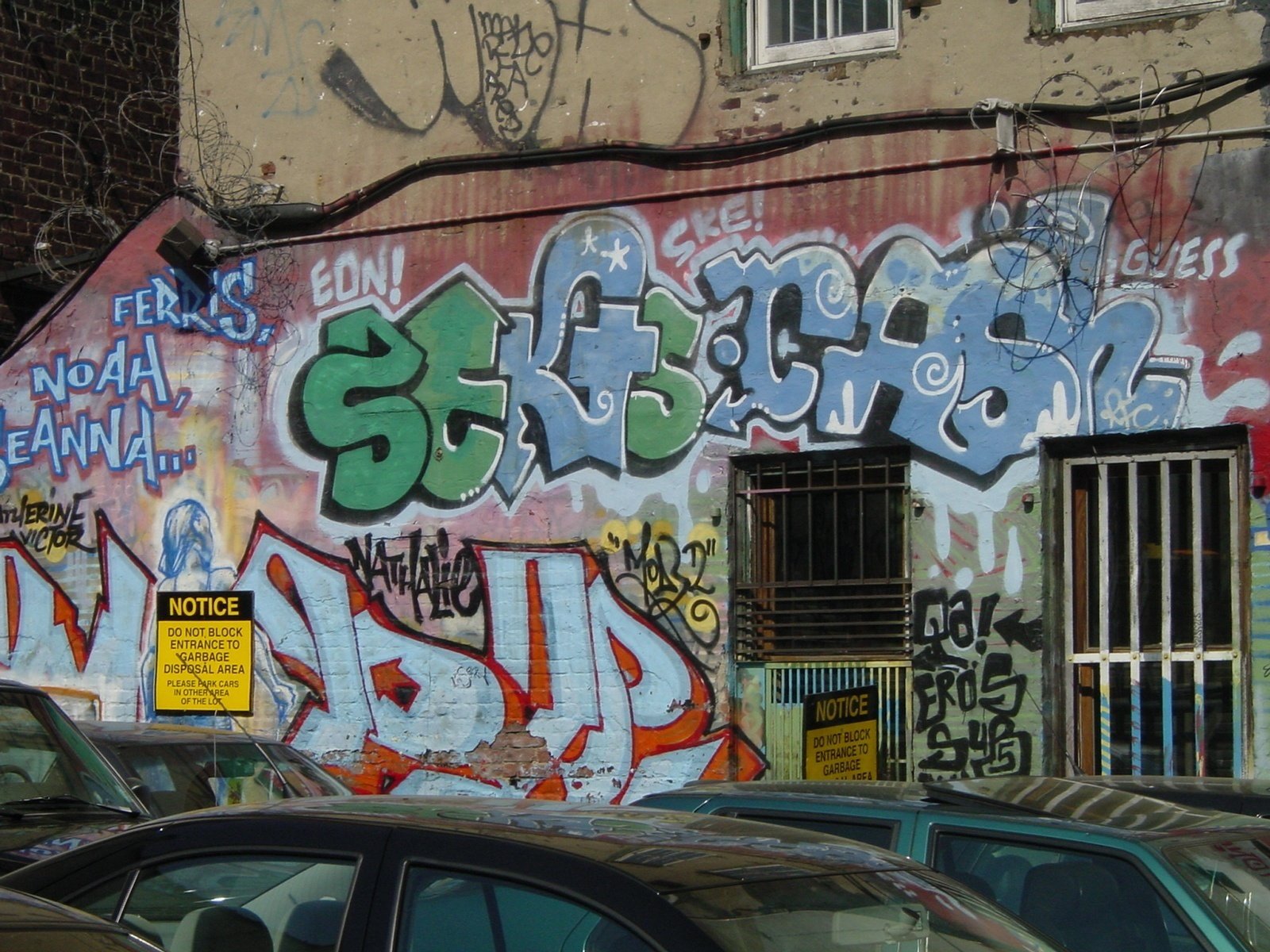 NO WAR 小さな壁の落書きが世界に届くといいな｜けんいち【kindle作家】