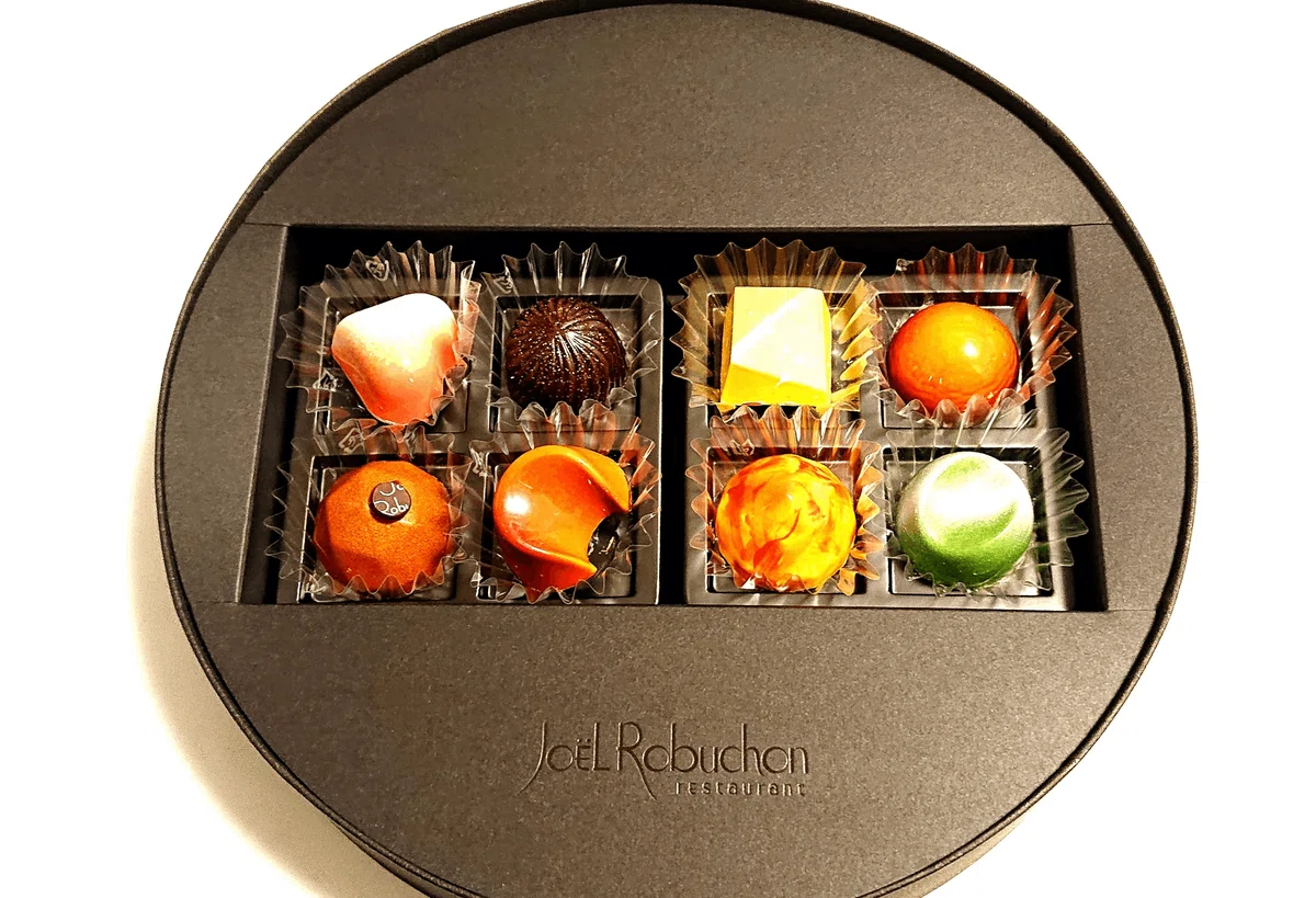 チョコがフランス一周旅行に招待してくれた〜ジョエル・ロブション