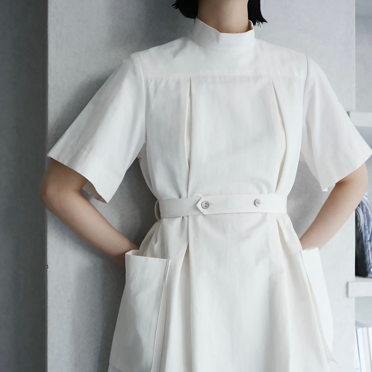 今週の販売情報】 ドイツメディカルドレスの白！【ミュージアム  