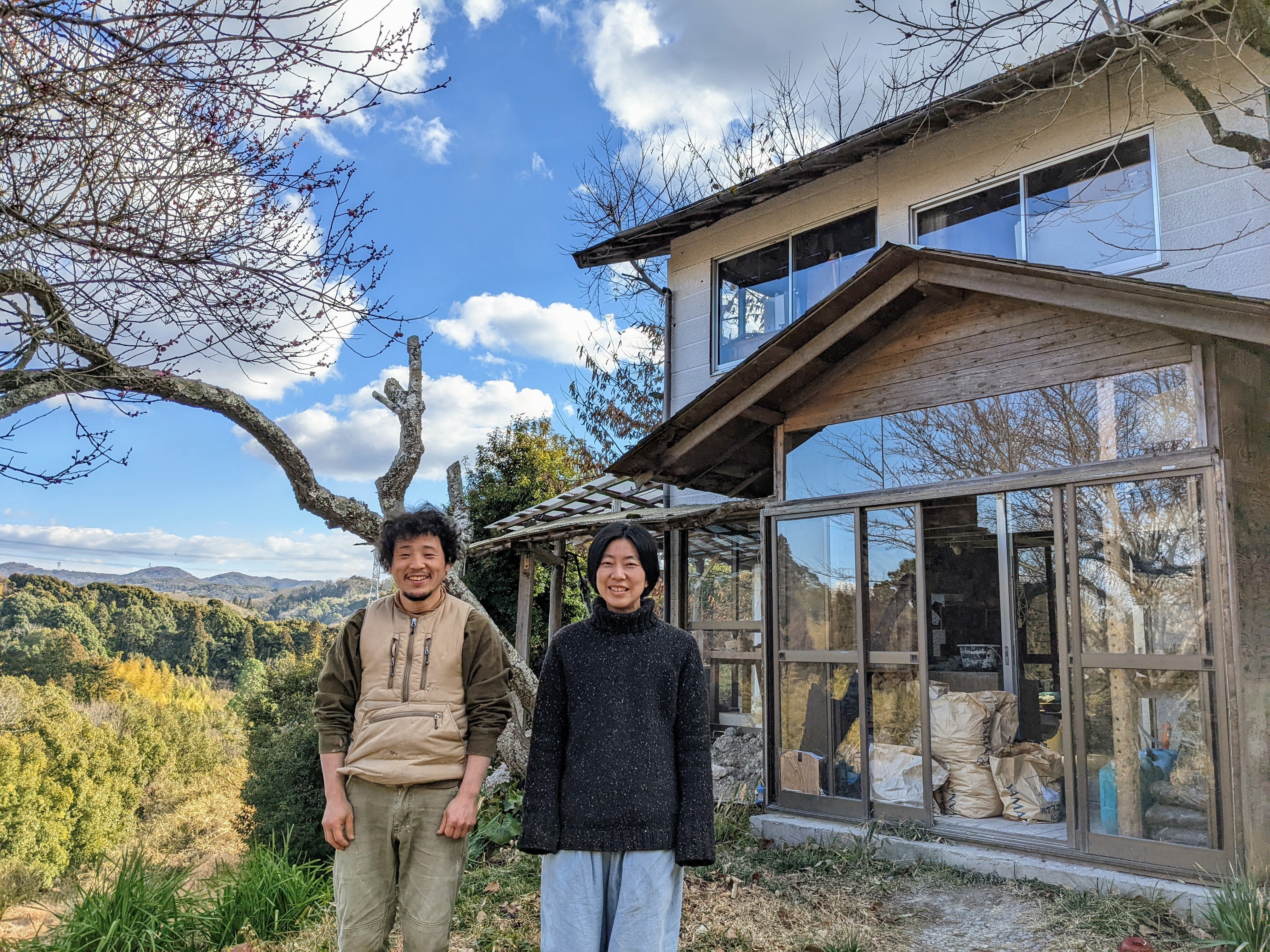 草々に並ぶうつわvol.1：十場天伸・あすかさん夫婦｜きょうこ｜暮らし