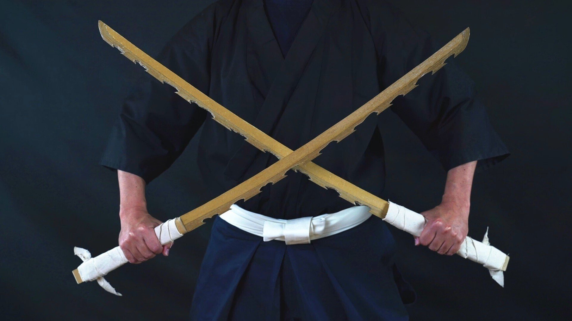 鬼滅の刃 嘴平伊之助の日輪刀をダンボールで作る 喰い裂きに挑戦 侍さん ダンボールクリエイター Cardboard Creator Samuraisun Note