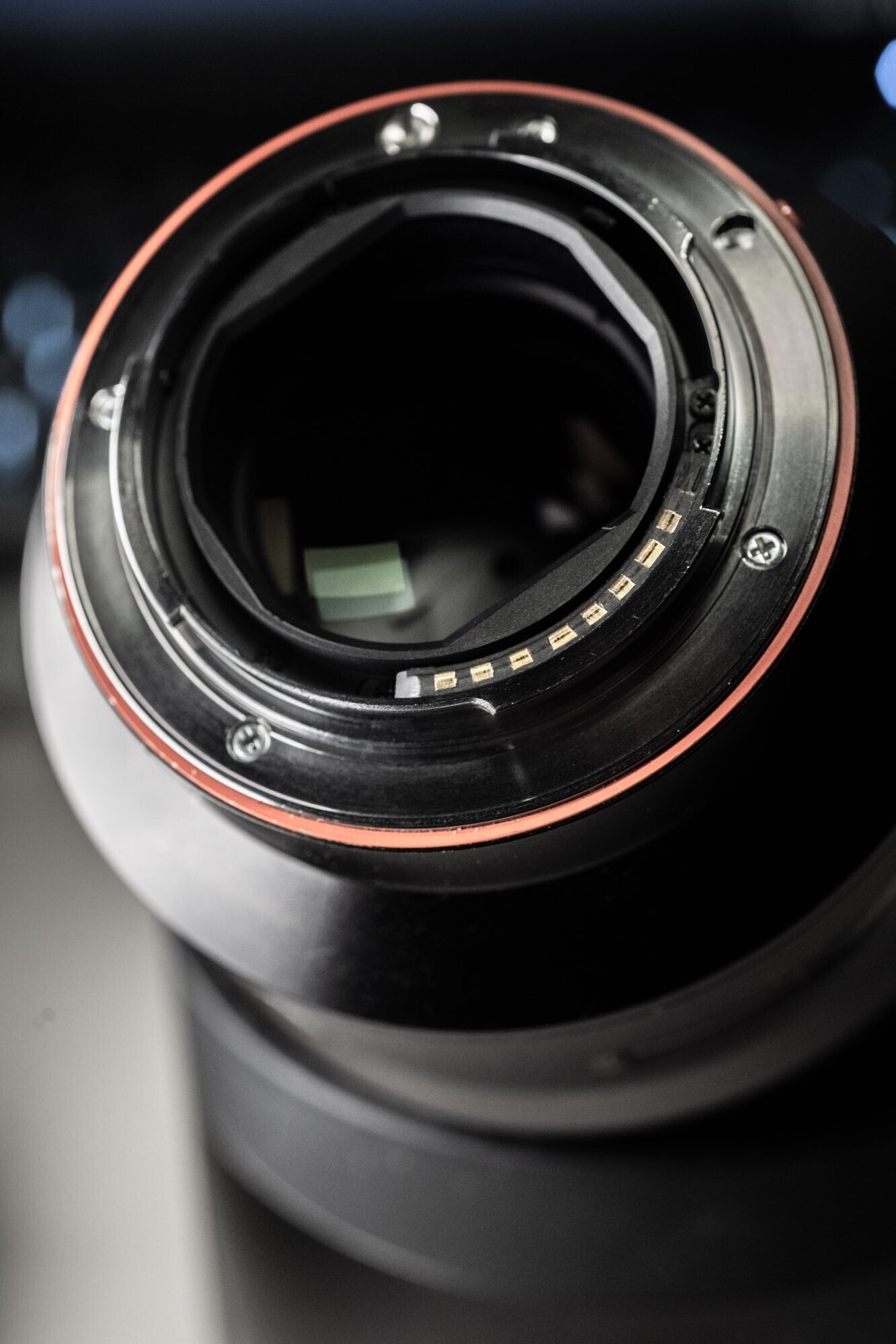 Sonnar T＊ 135mm F1.8 ZA (SAL135F18Z)｜よしだ